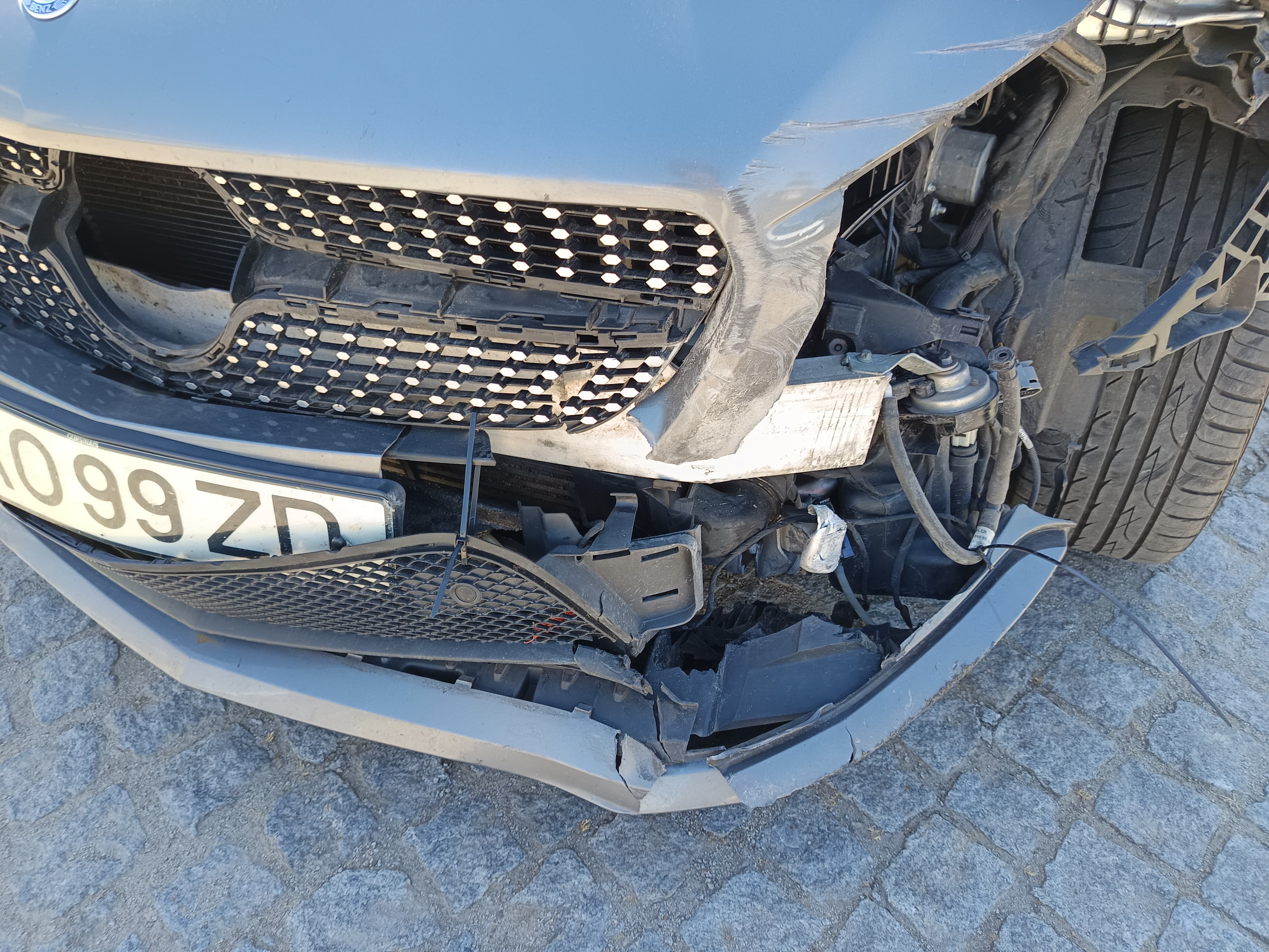 Mercedes-Benz CLA 200 CDI  · Ano 2016 — imagem 20