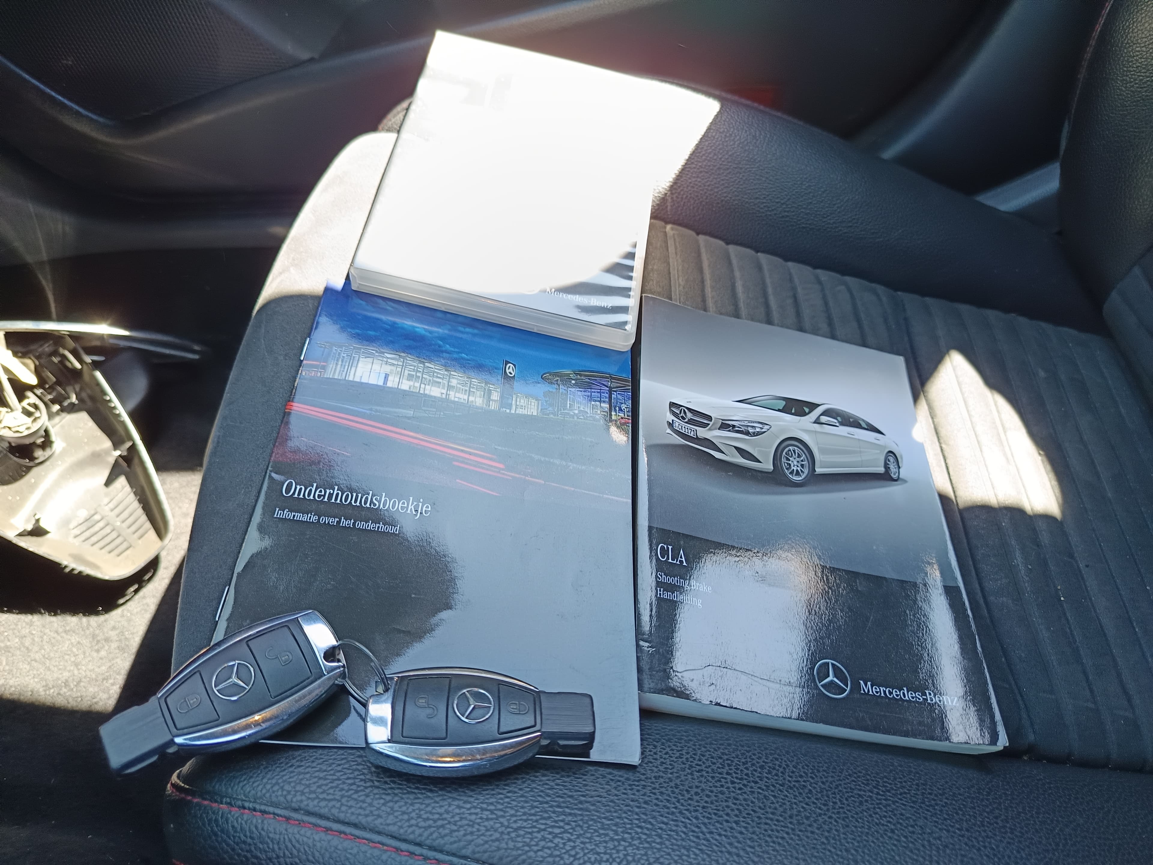 Mercedes-Benz CLA 200 CDI  · Ano 2016 — imagem 49