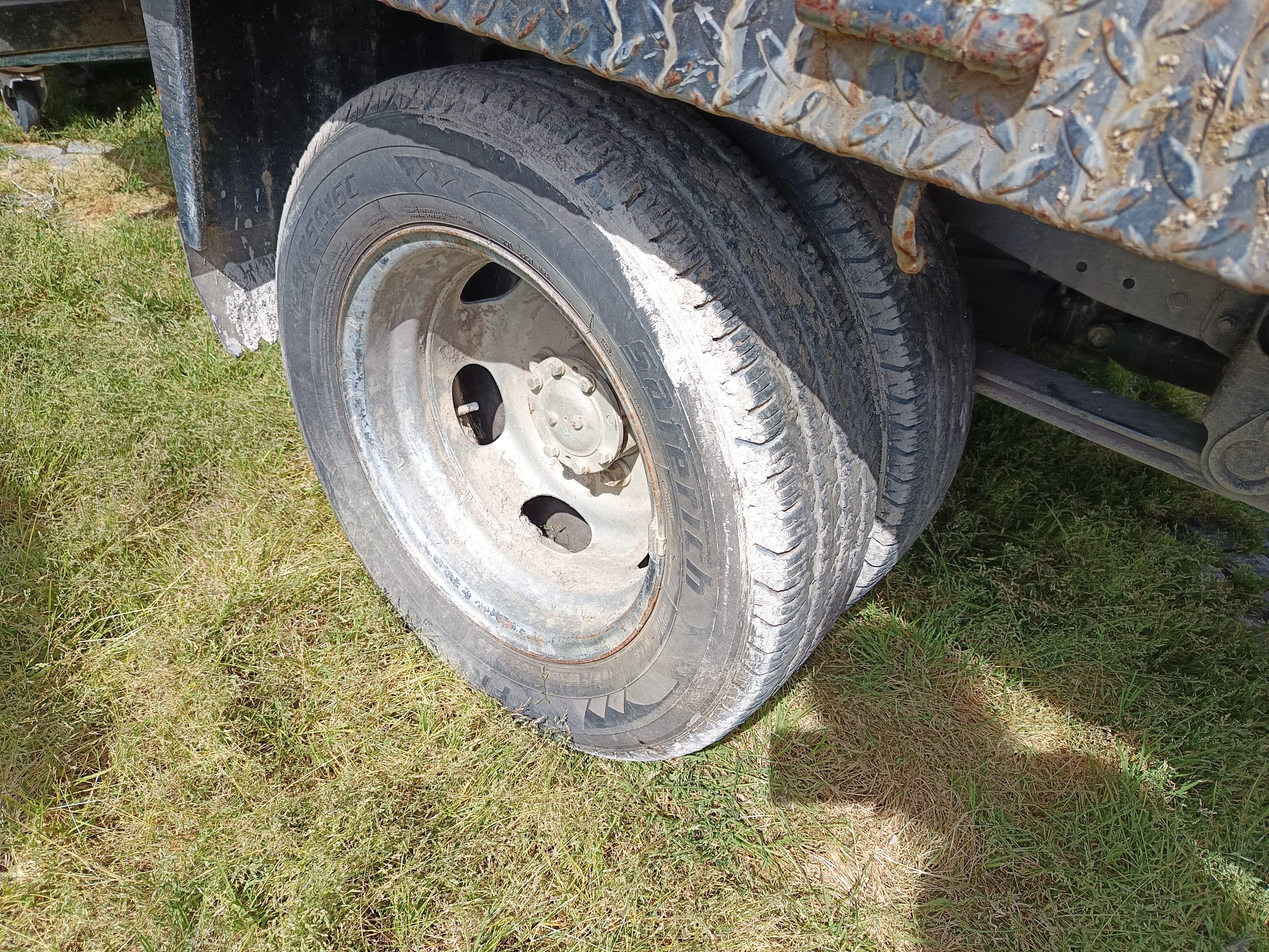 Mitsubishi Fuso · Ano 2015 — imagem 7