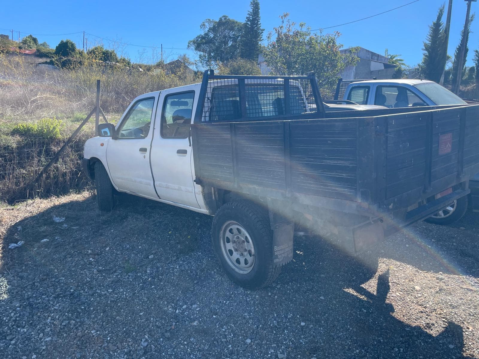 Nissan Pick Up · Ano 2010 — imagem 2