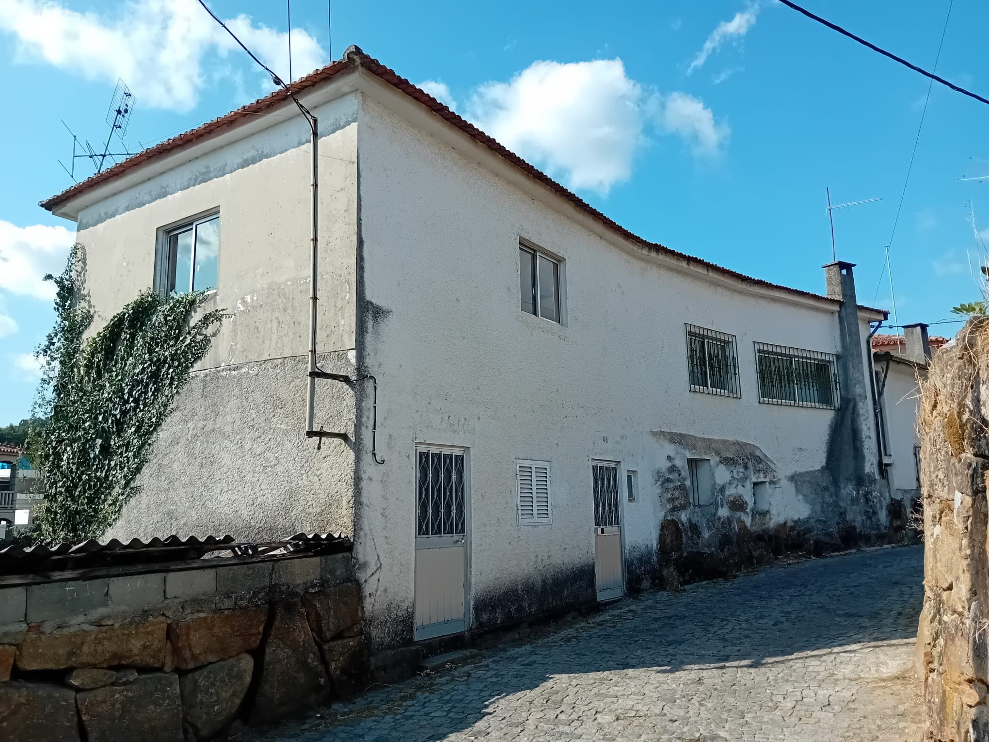 Armazém · Abragão, Penafiel — imagem 2