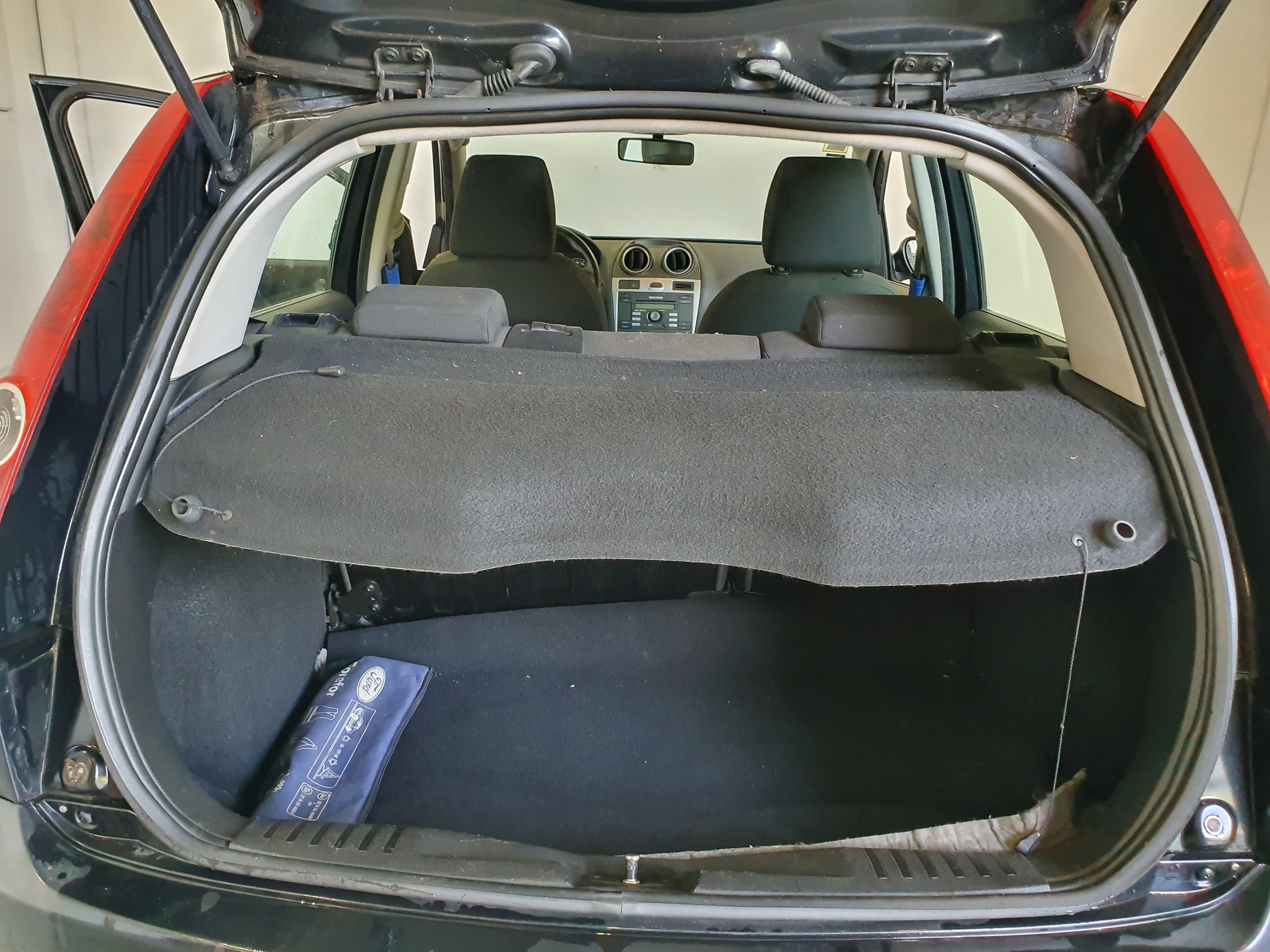 Ford Fiesta · Ano 2008 — imagem 18