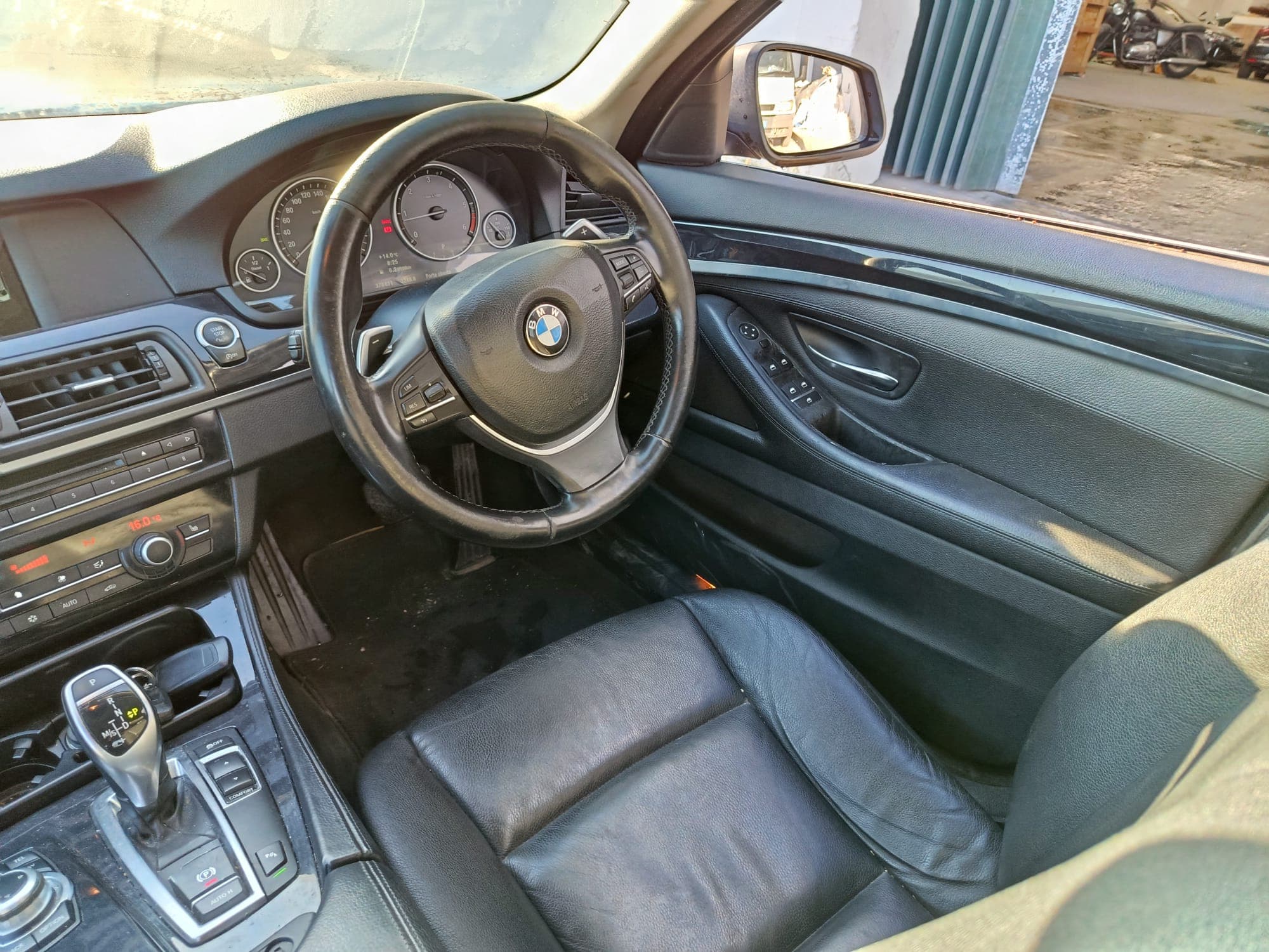 BMW 520 d · Ano 2012 — imagen 10