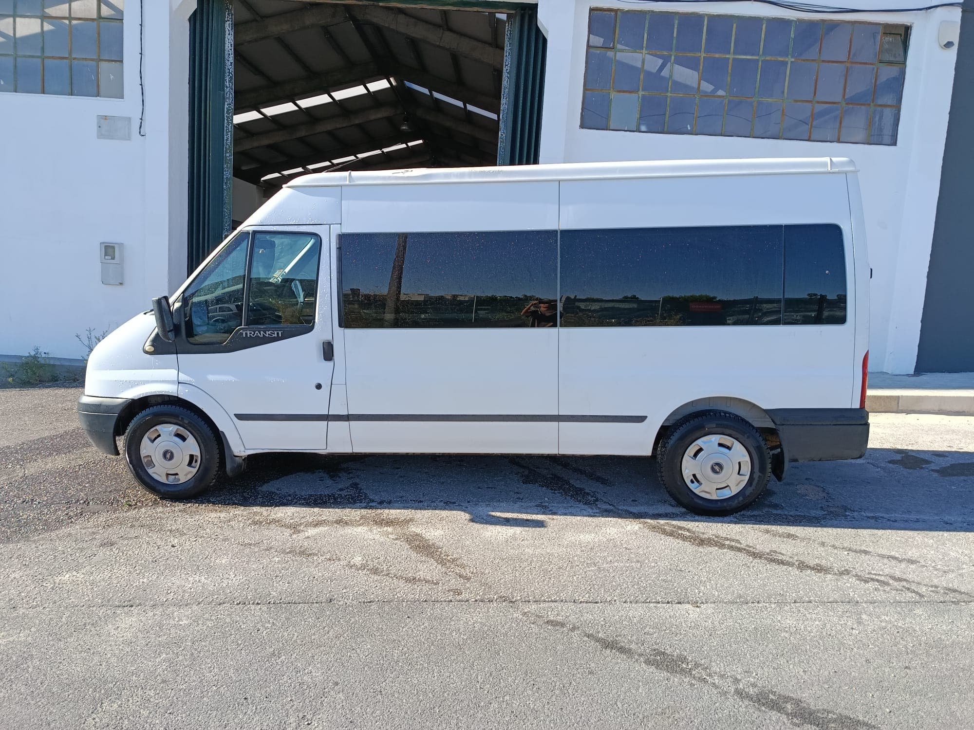 Ford Transit 2.2 TDCI · Ano 2013 — imagem 2
