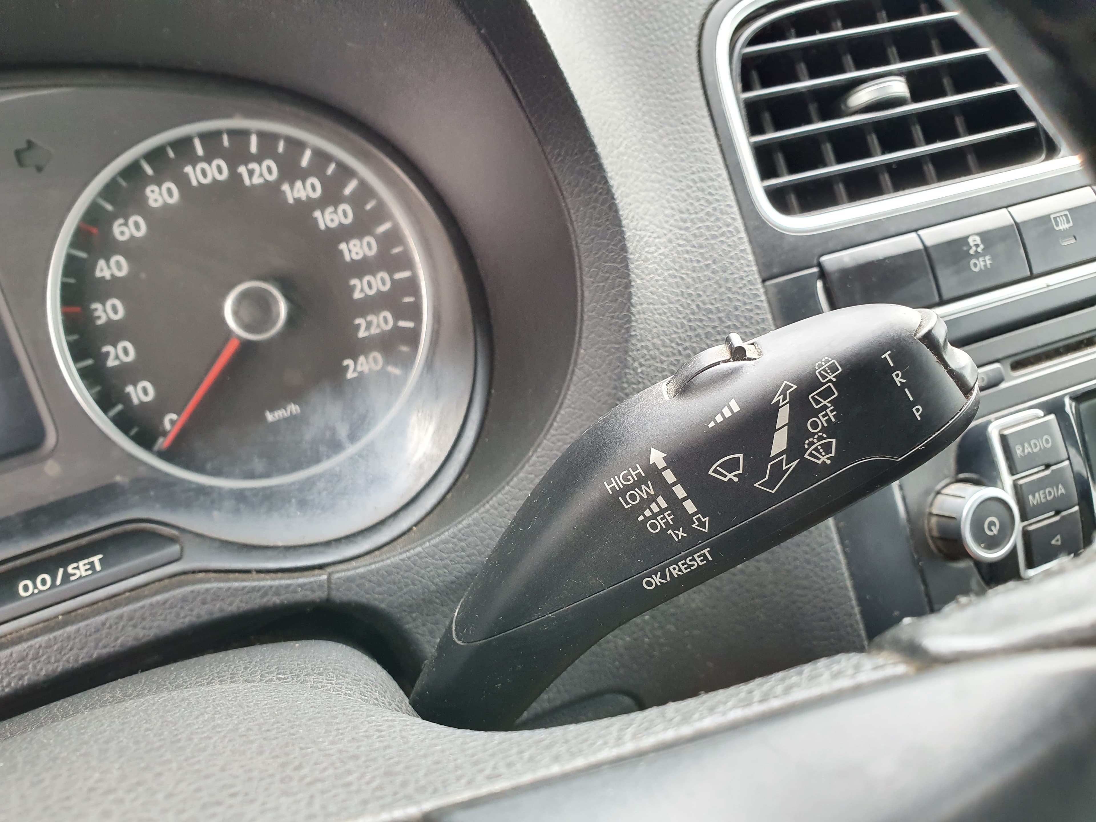 Volkswagen Polo · Ano 2012 — imagem 34