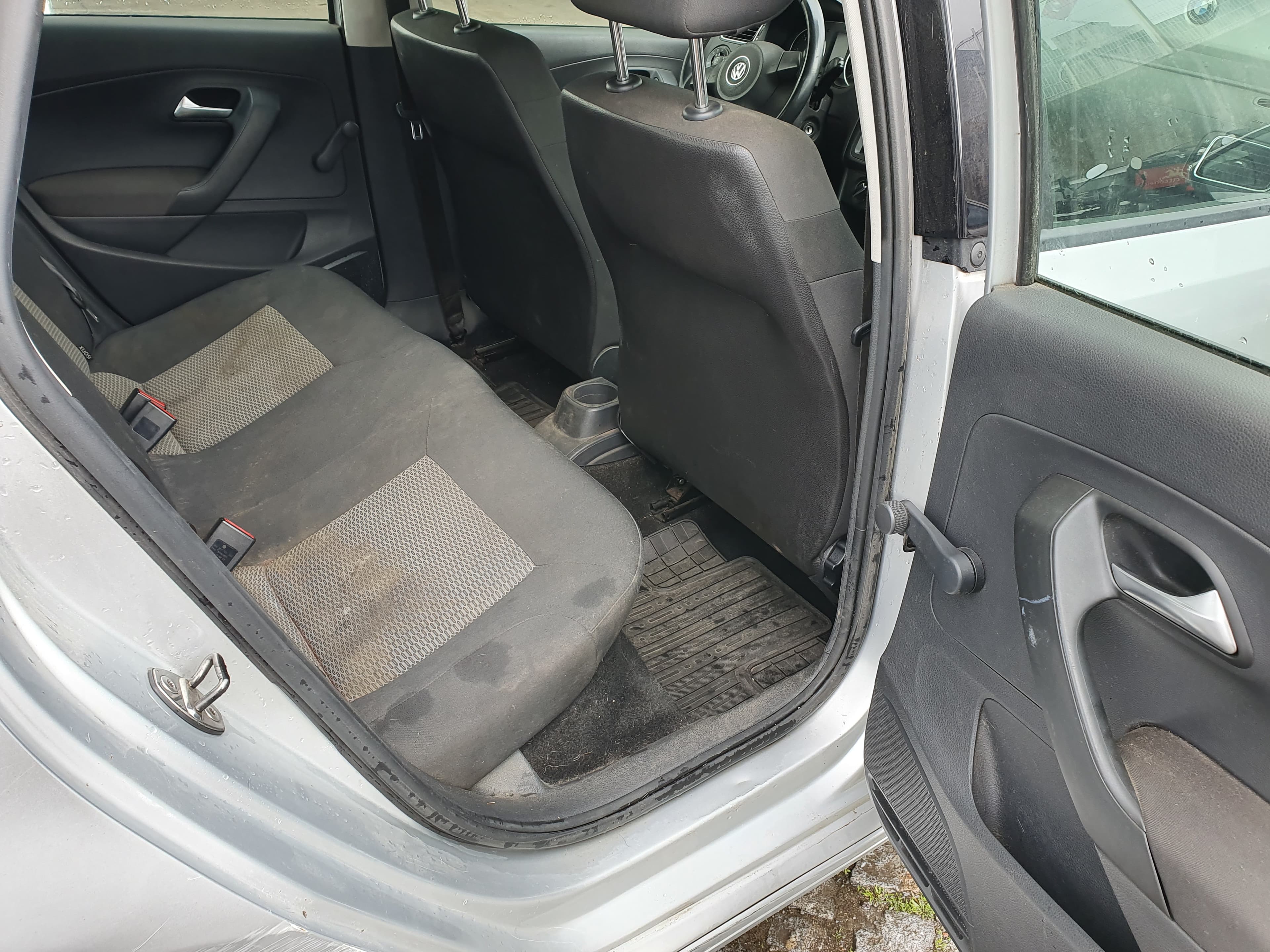 Volkswagen Polo · Ano 2012 — imagem 15