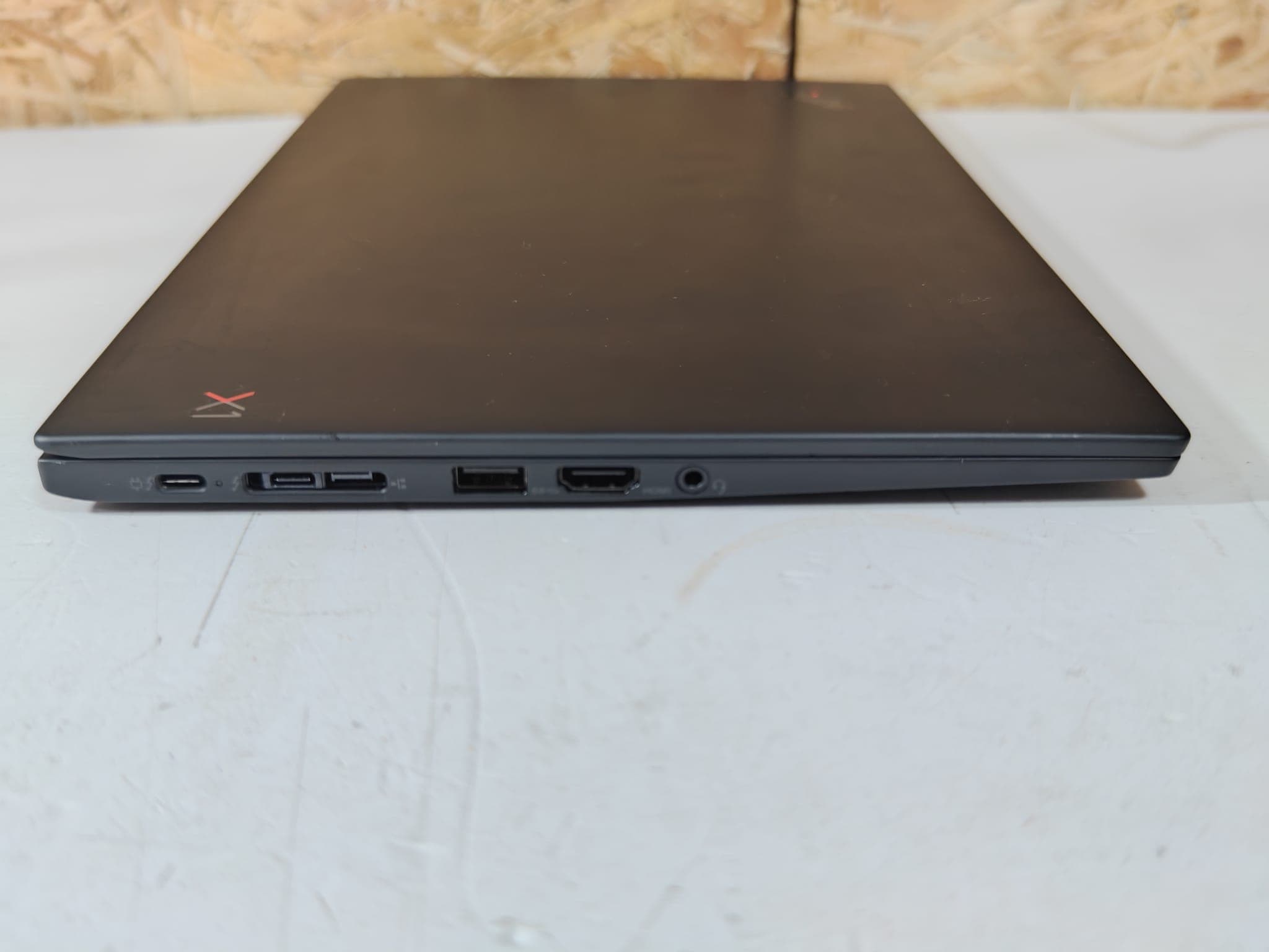 Portátil Lenovo THINKPAD Carbon G7 — imagem 2
