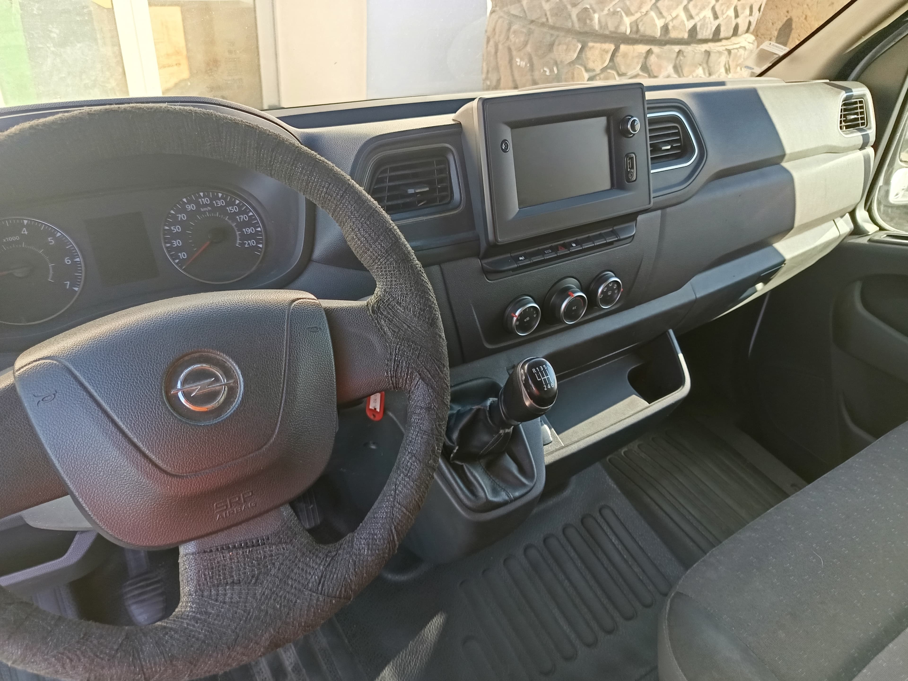 Opel Movano · Ano 2019 — imagen 25