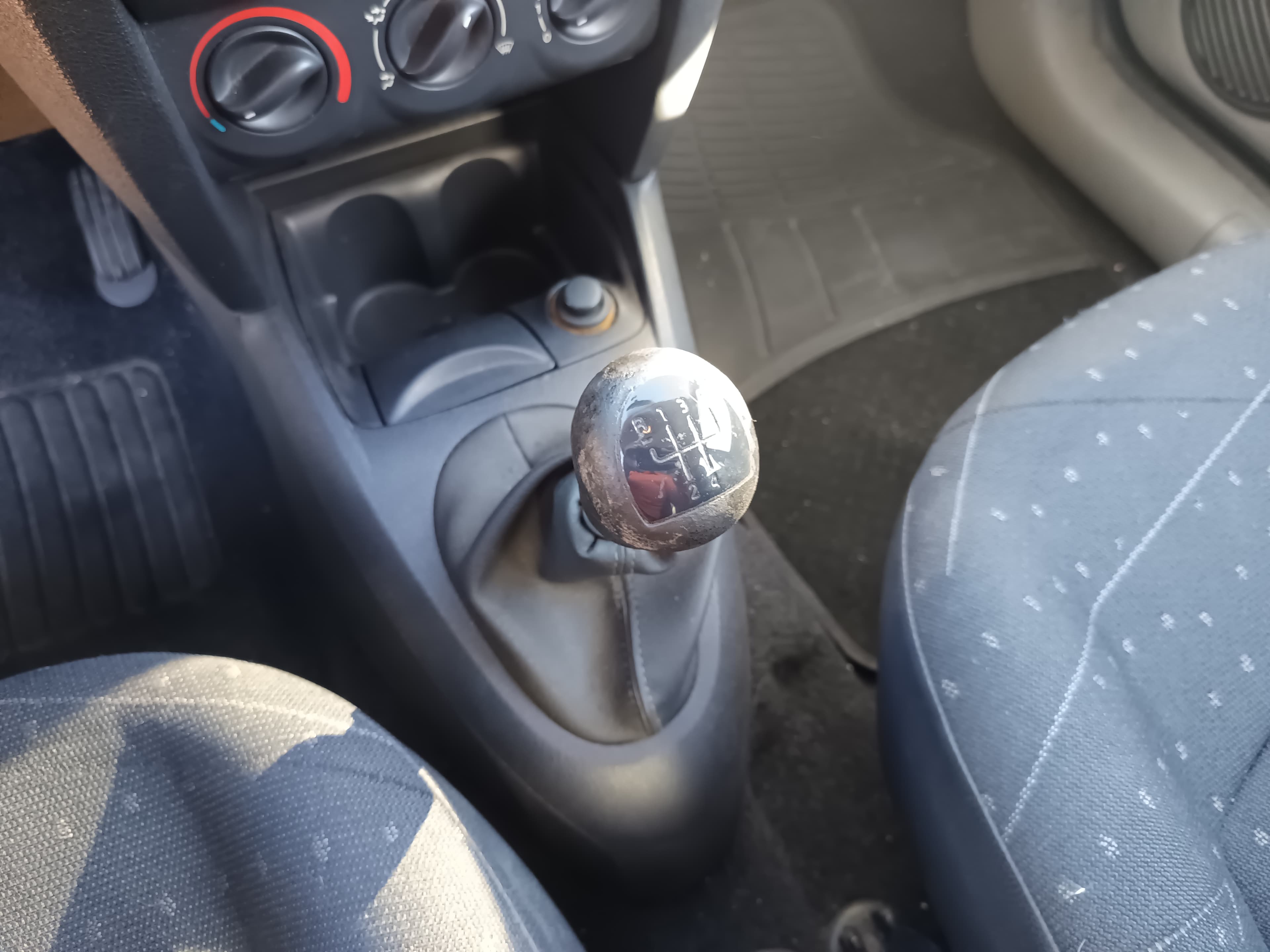 Renault Clio · Ano 2002 — imagem 38