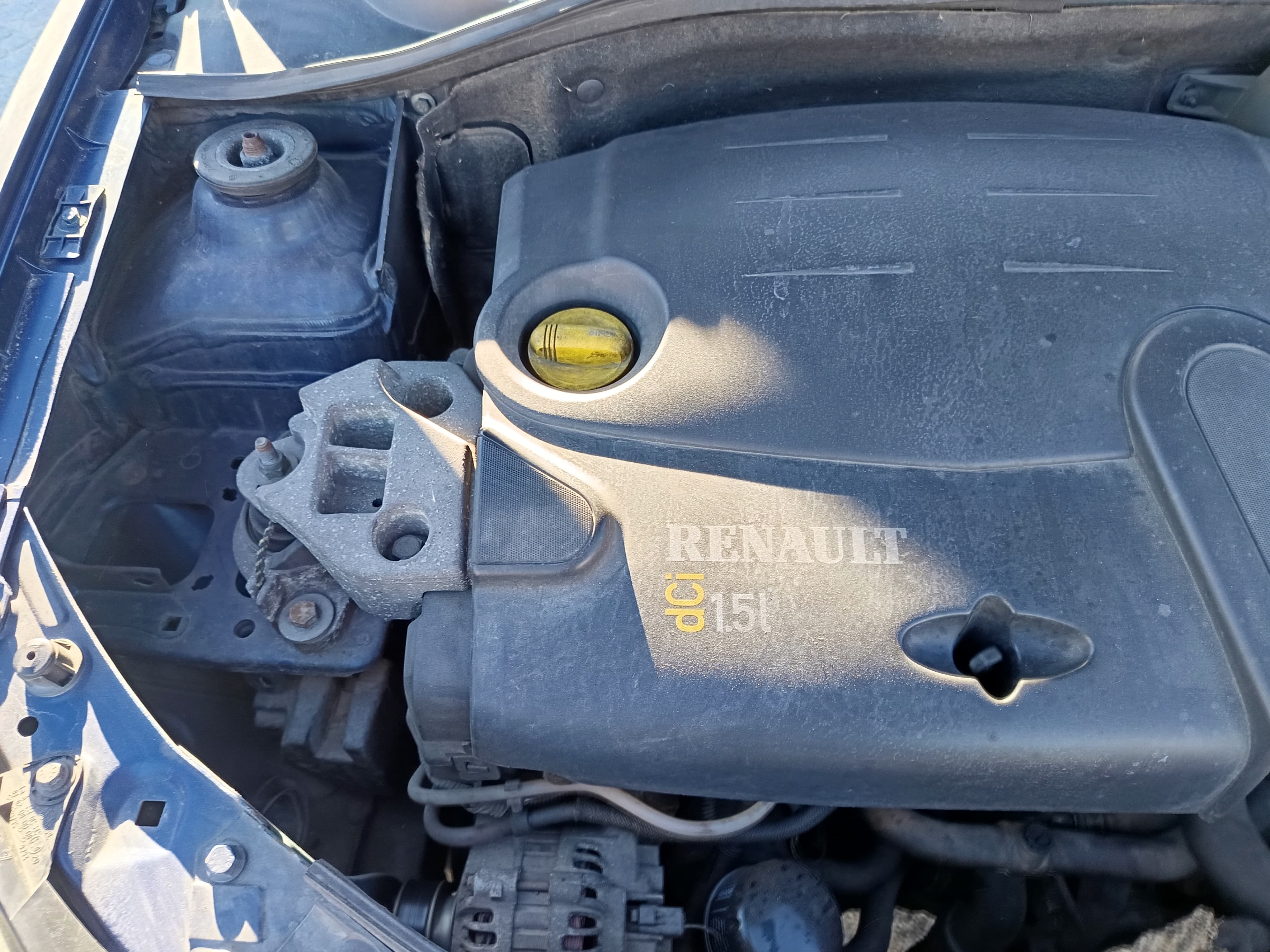 Renault Clio · Ano 2002 — imagem 17
