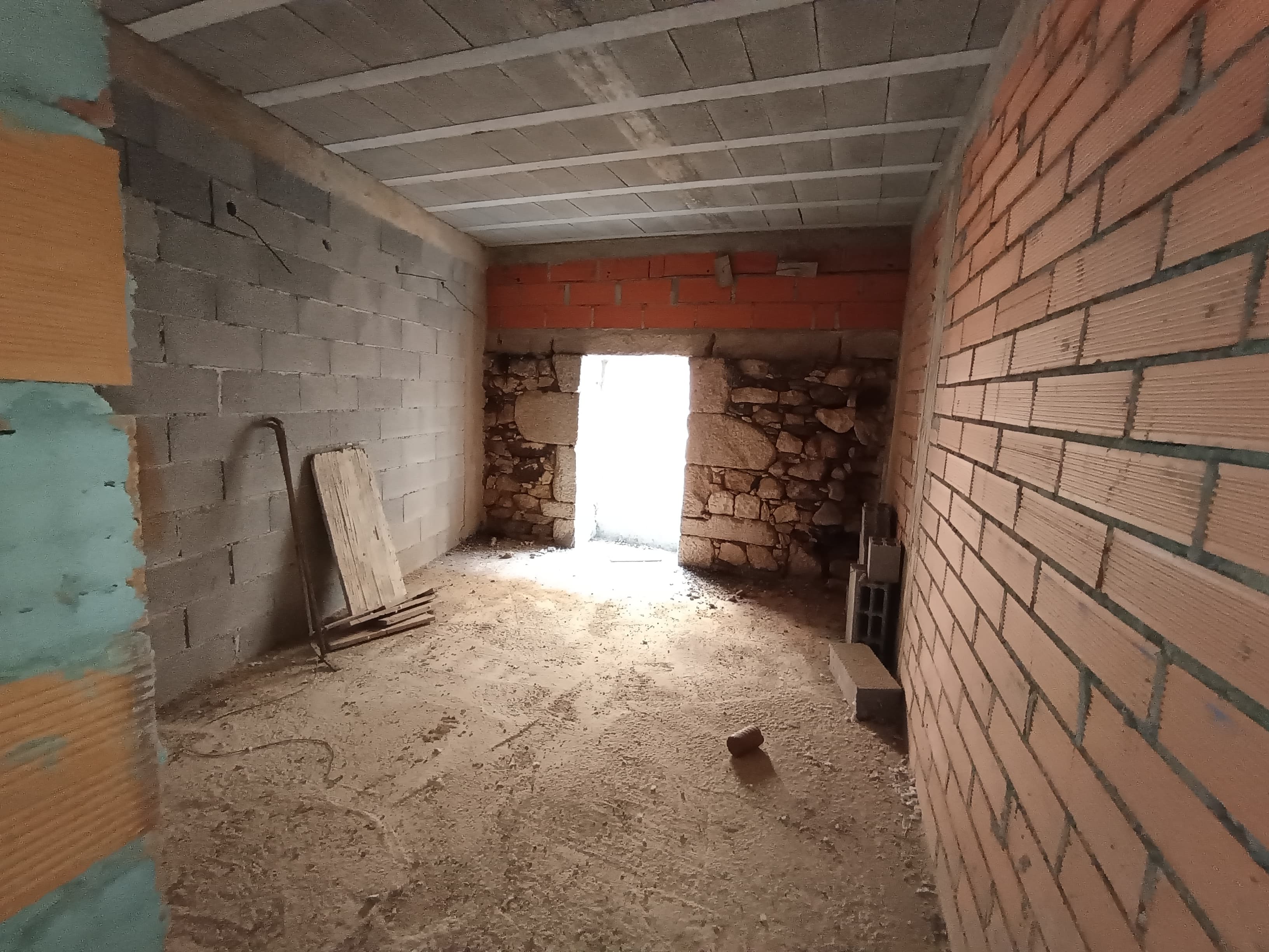 Edifício com 3 Pisos · Tabuaço — imagen 12