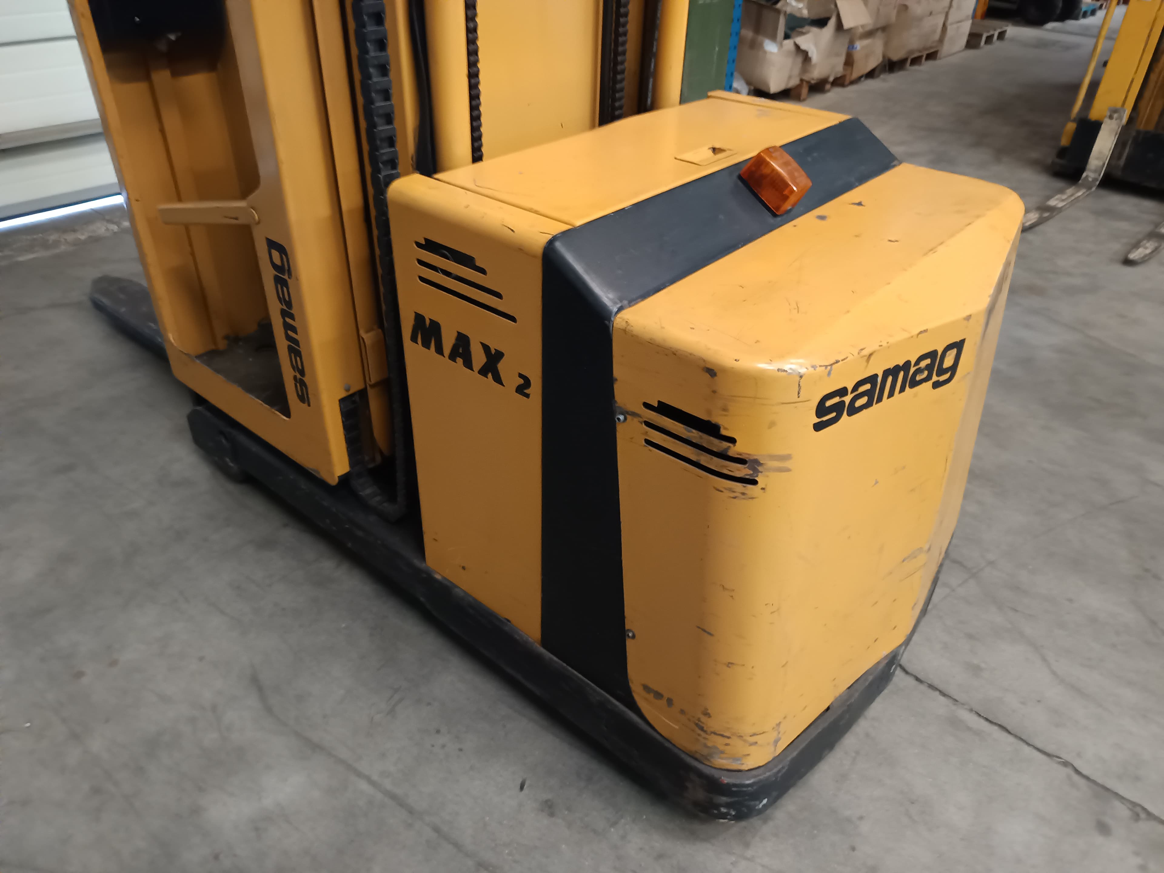 Stacker Samag MAX 2 Preparador de Encomenda · Elétrico · Ano 2001 — imagem 7