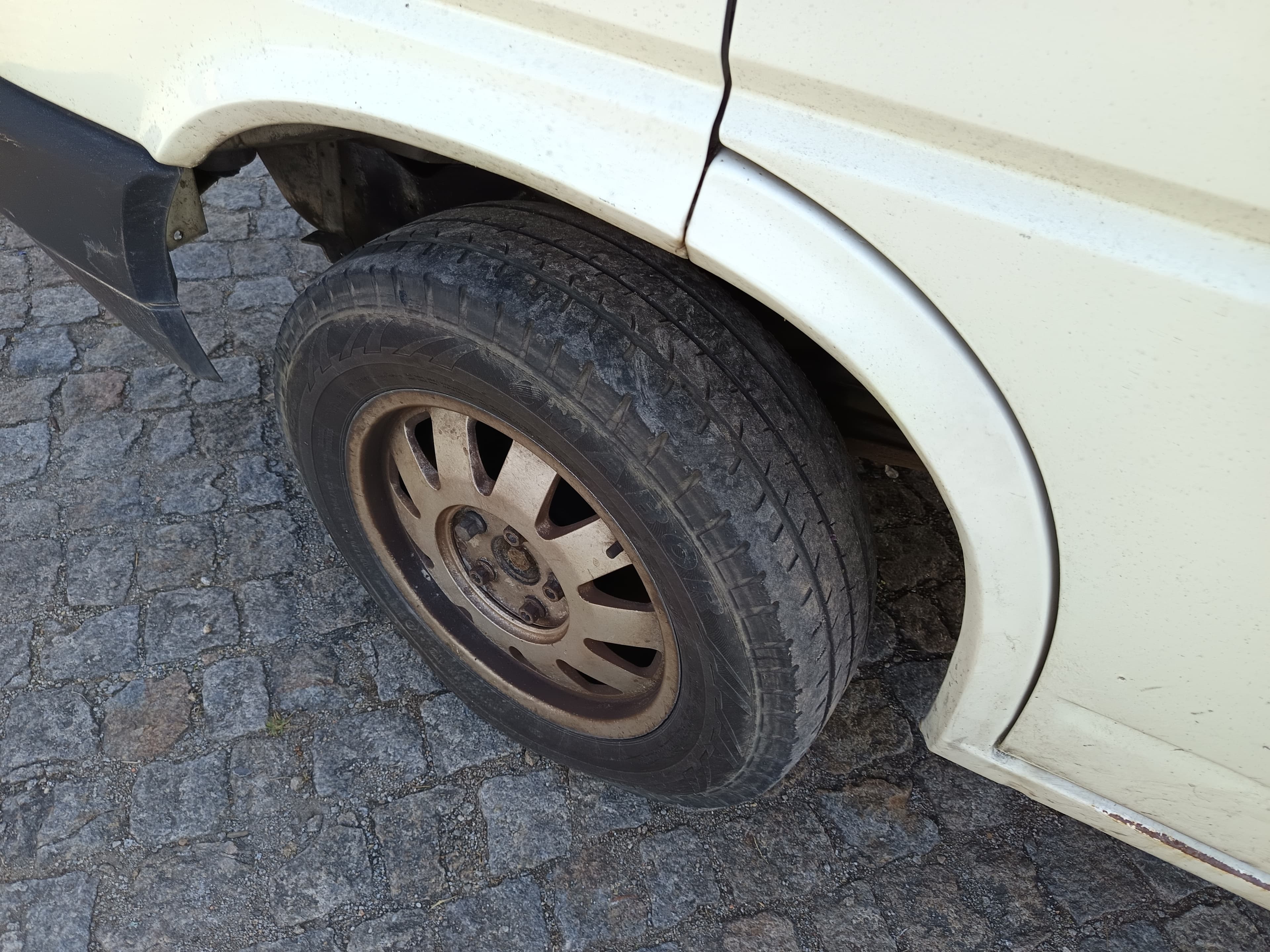 Volkswagen Transporter T4 · Ano 1996 — image 11