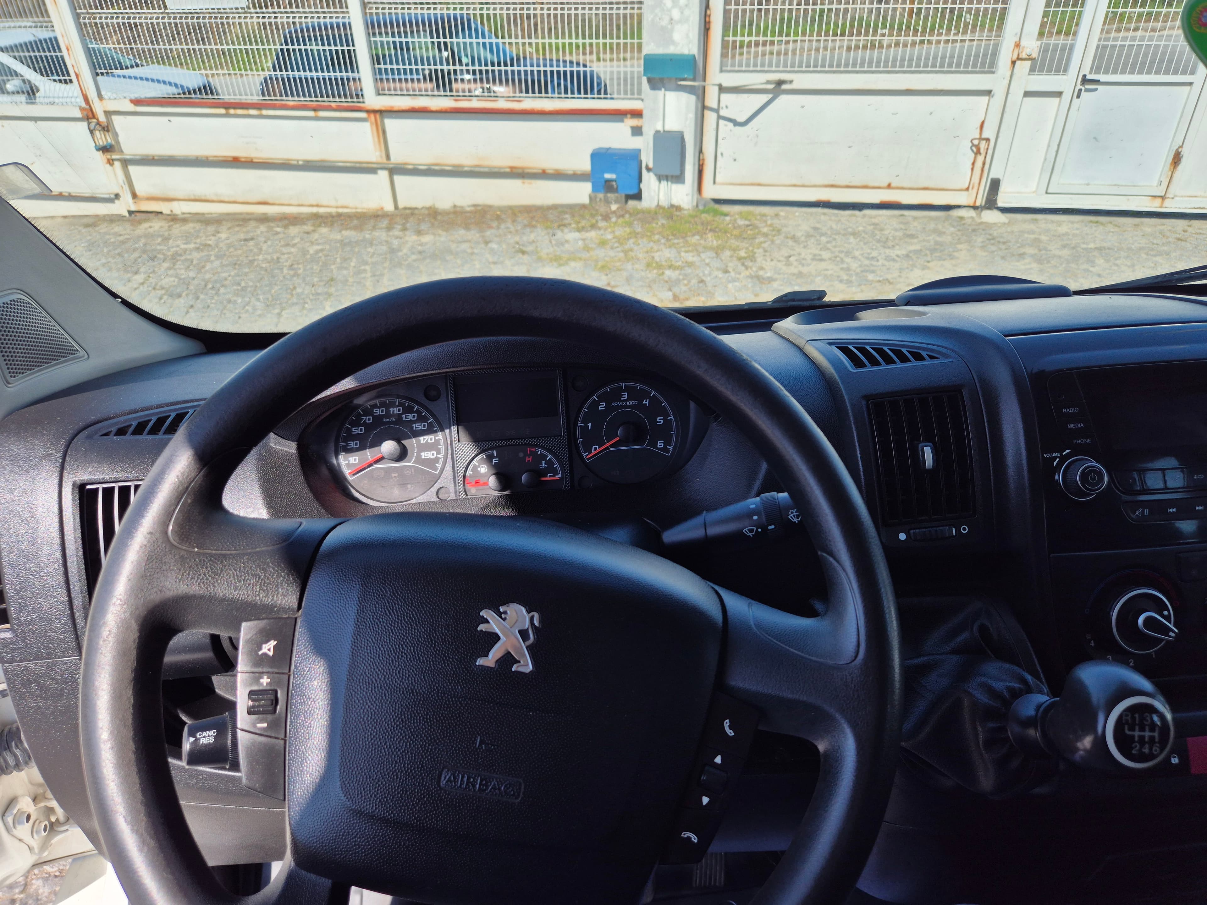 Peugeot Boxer · Ano 2018 — imagen 26