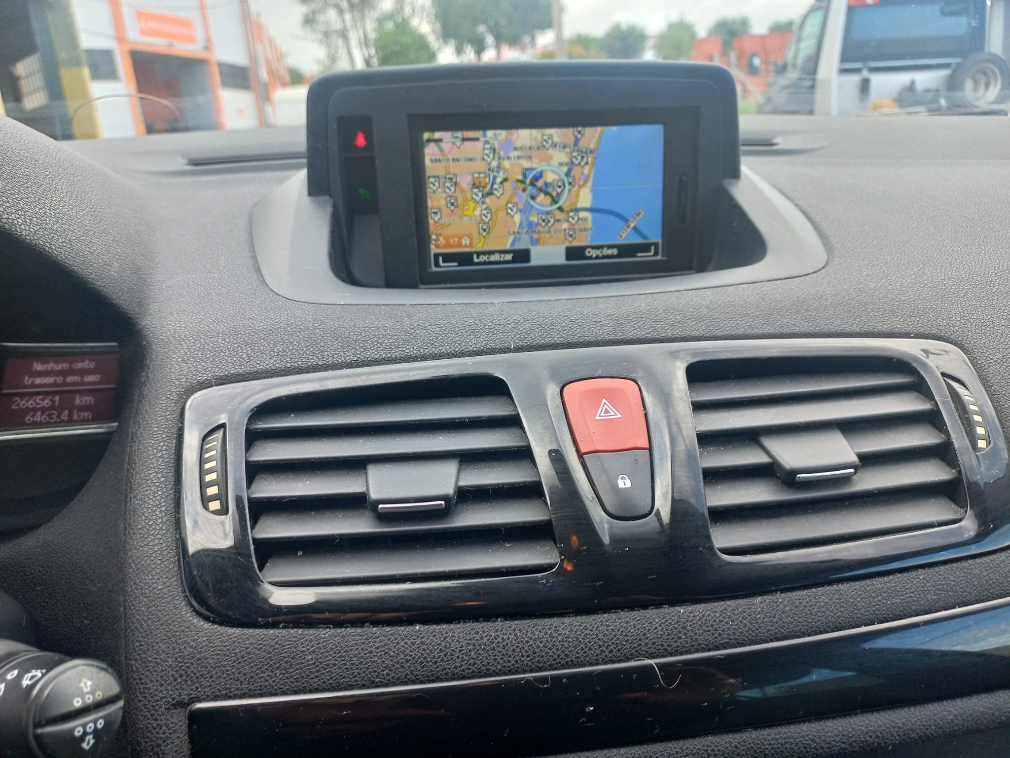 Renault Mégane · Ano 2012 — imagen 30