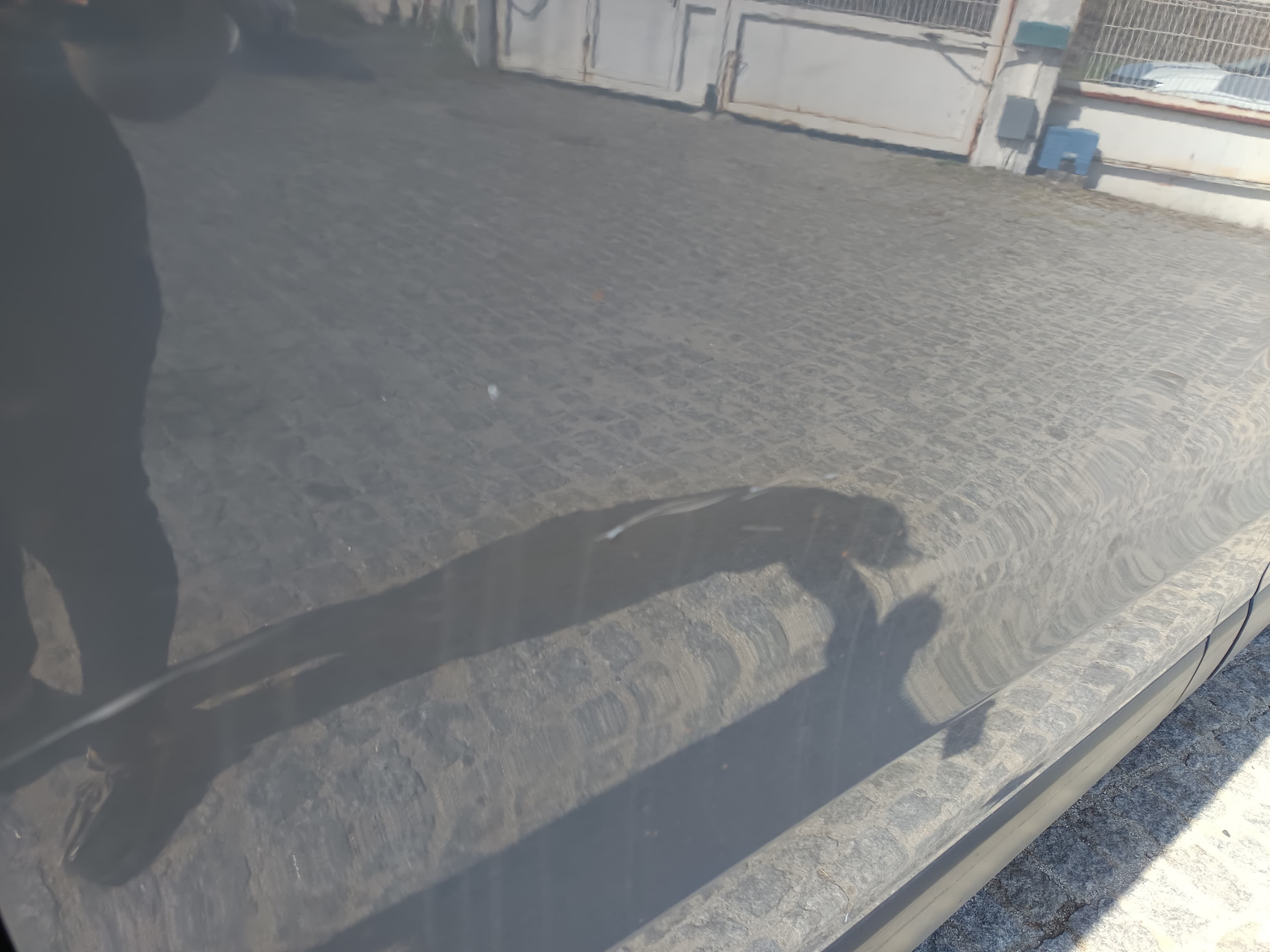 Renault Trafic · Ano 2015 — imagem 9