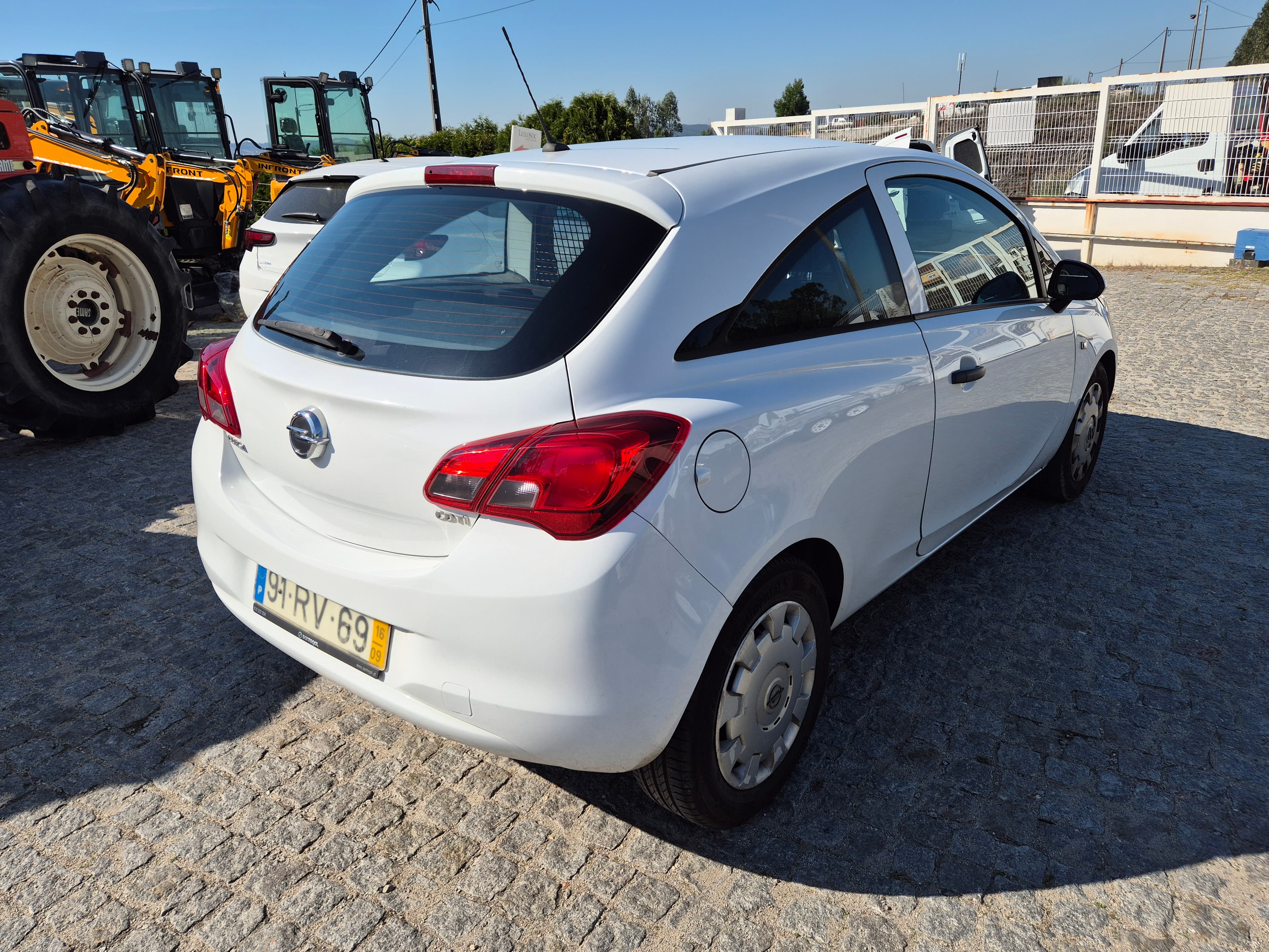 Opel Corsa E Van · Ano 2016 — image 6