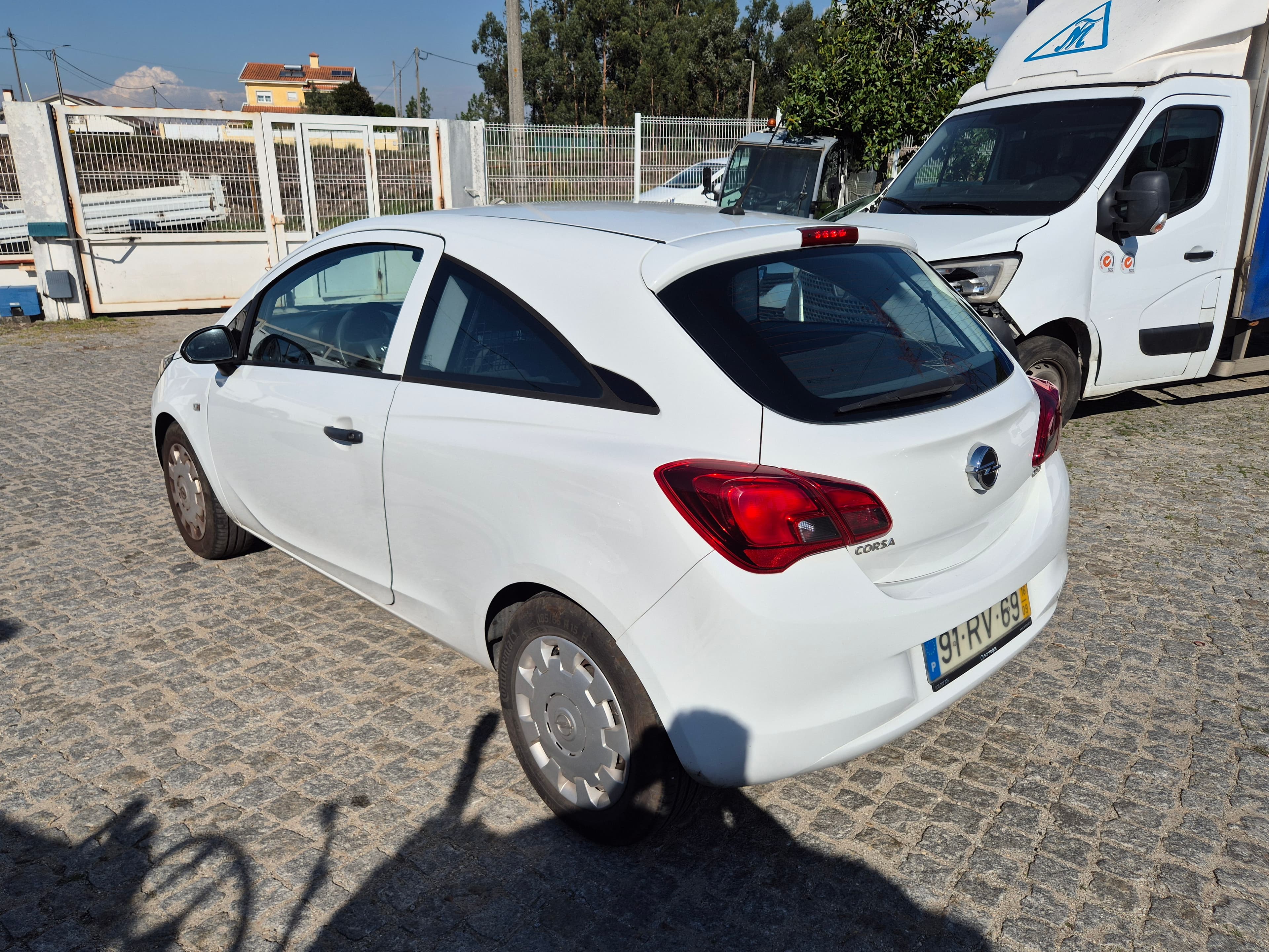Opel Corsa E Van · Ano 2016 — image 4