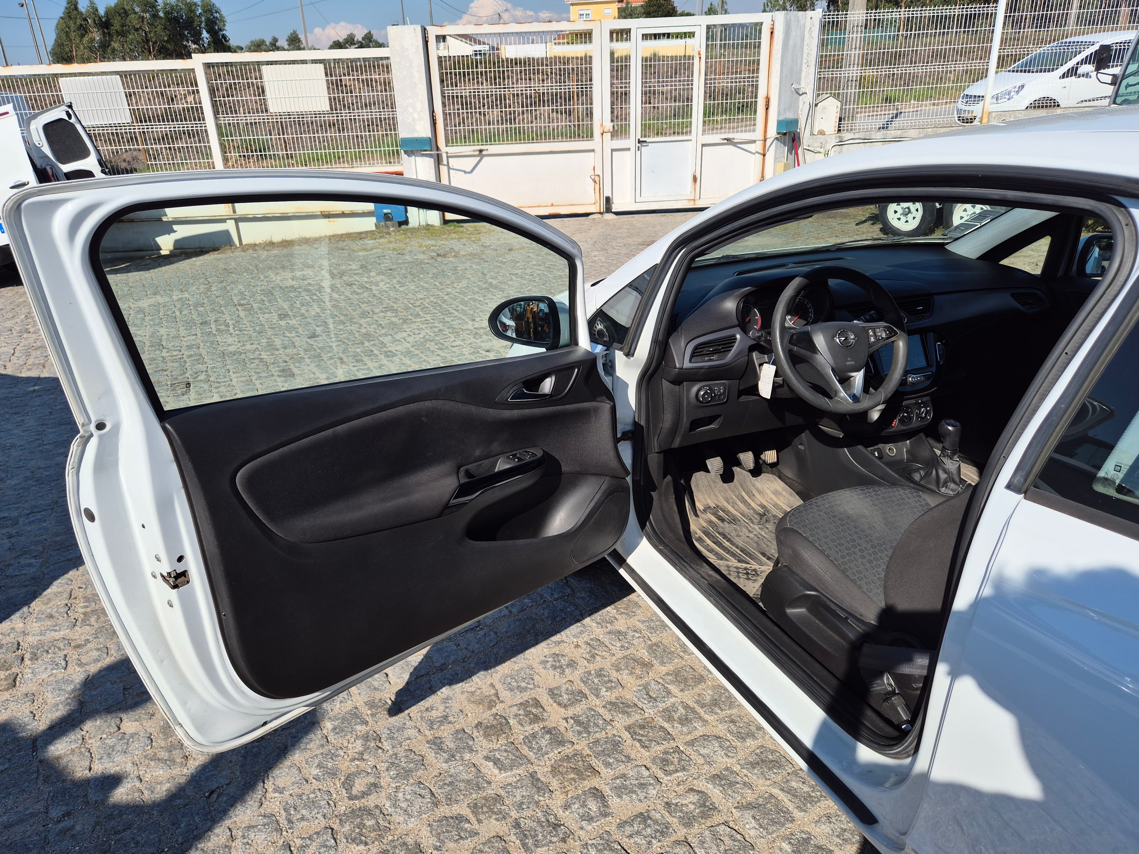 Opel Corsa E Van · Ano 2016 — image 21