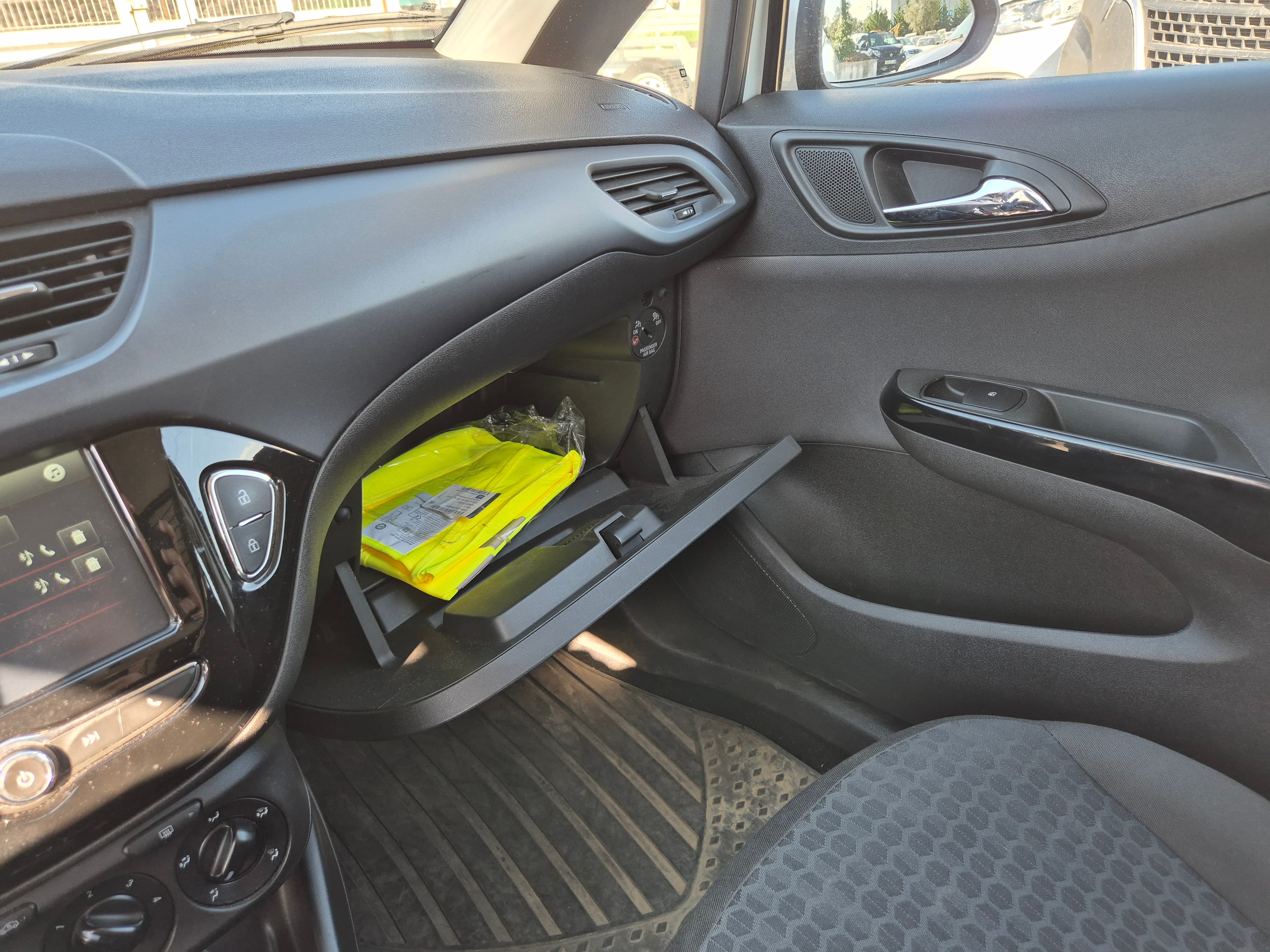 Opel Corsa E Van · Ano 2016 — image 41