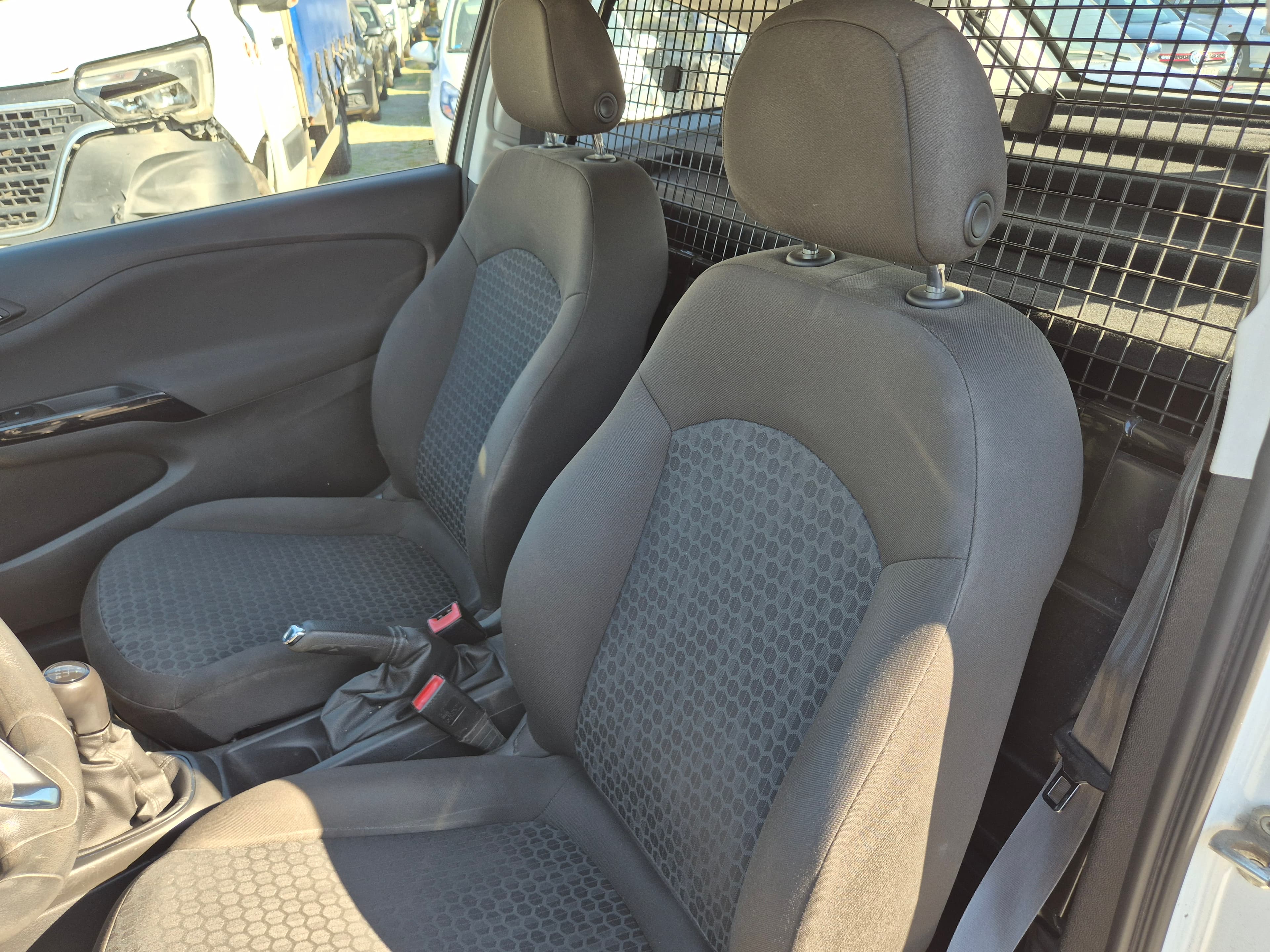 Opel Corsa E Van · Ano 2016 — image 28