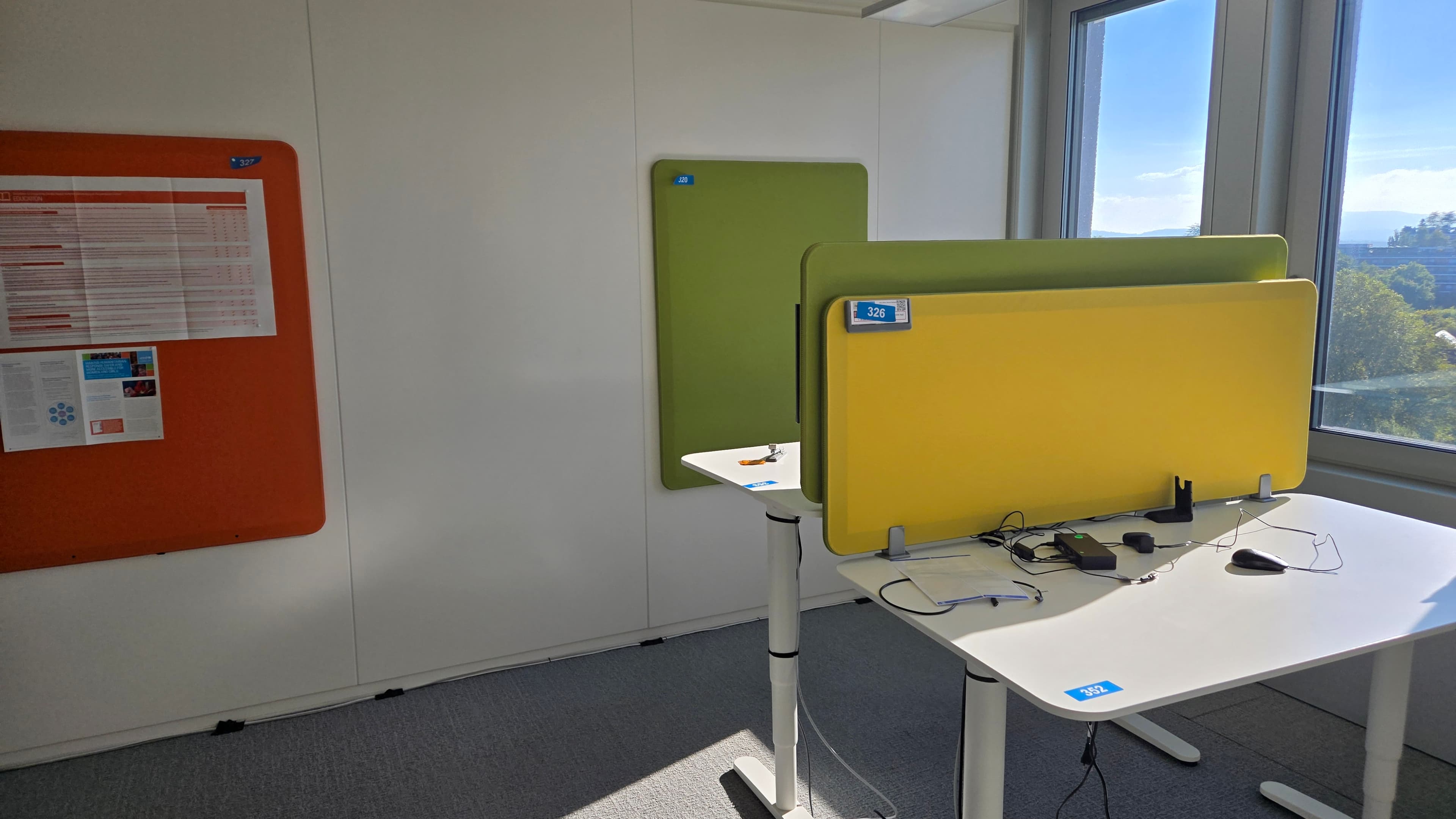 Ensemble de postes de travail ergonomiques — image 5