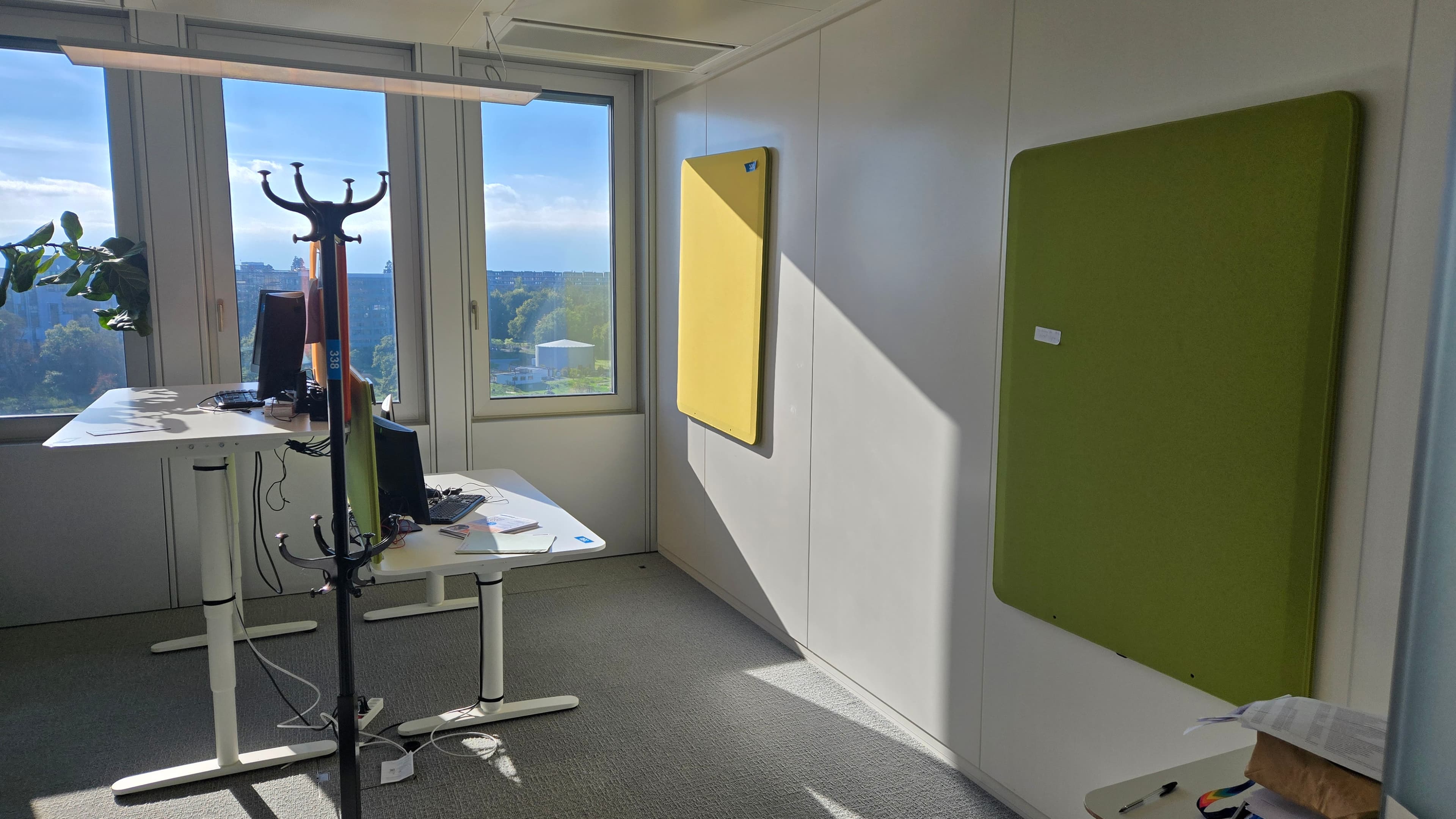 Ensemble de postes de travail ergonomiques — image 2