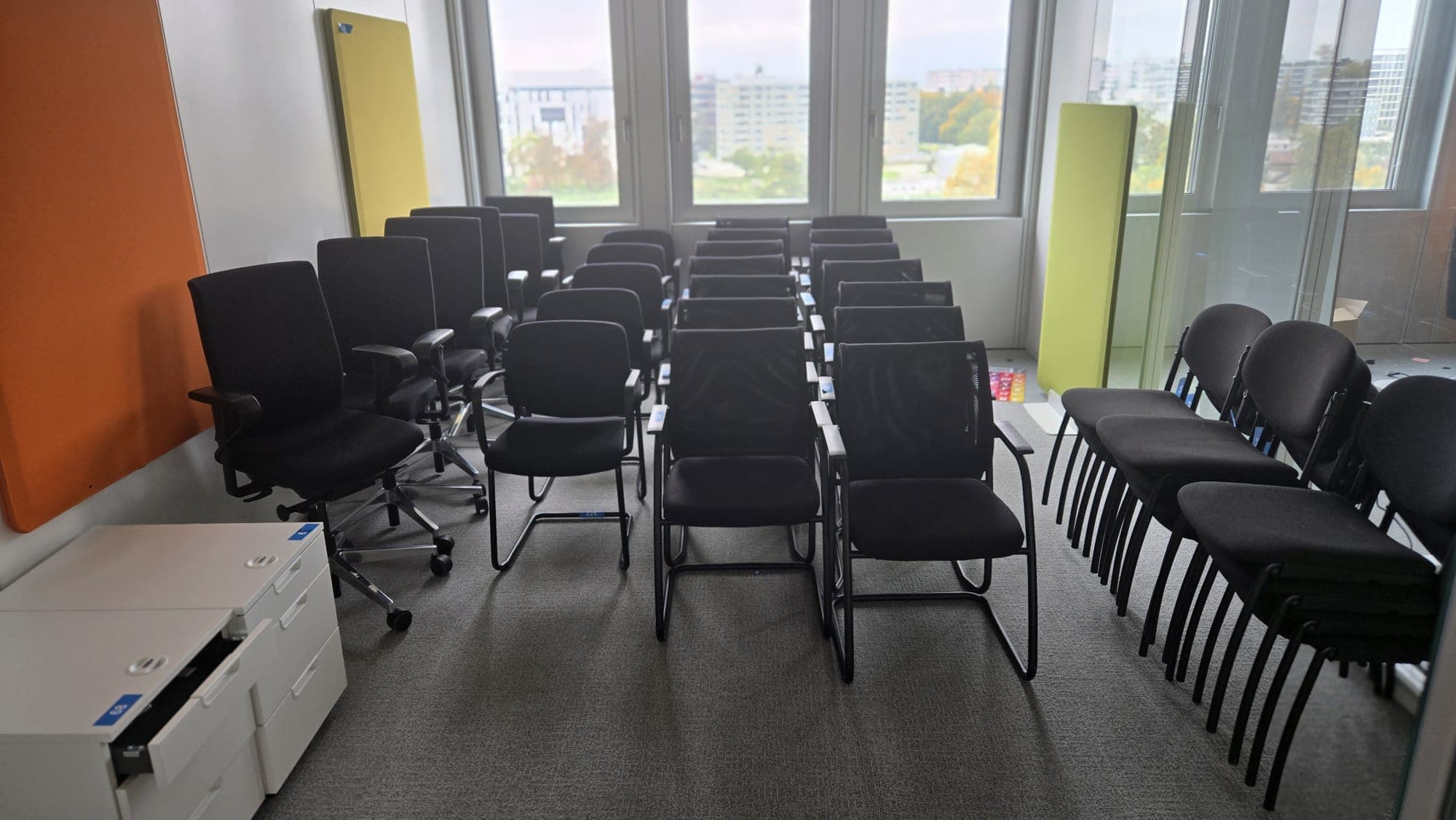 Ensemble complet de mobilier de bureau — imagem 2