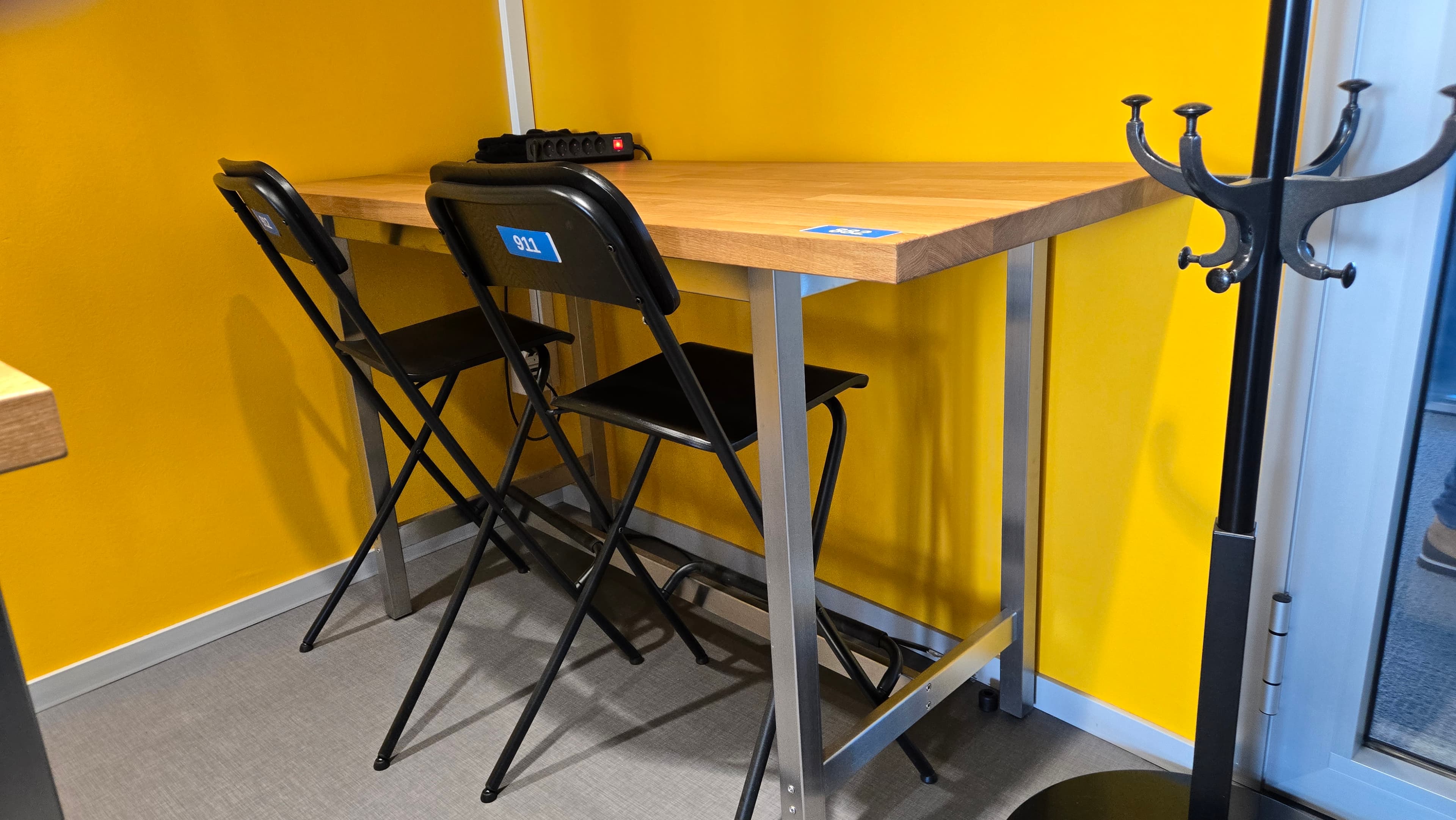 Ensemble pour espace de pause ou cafétéria — imagen 3