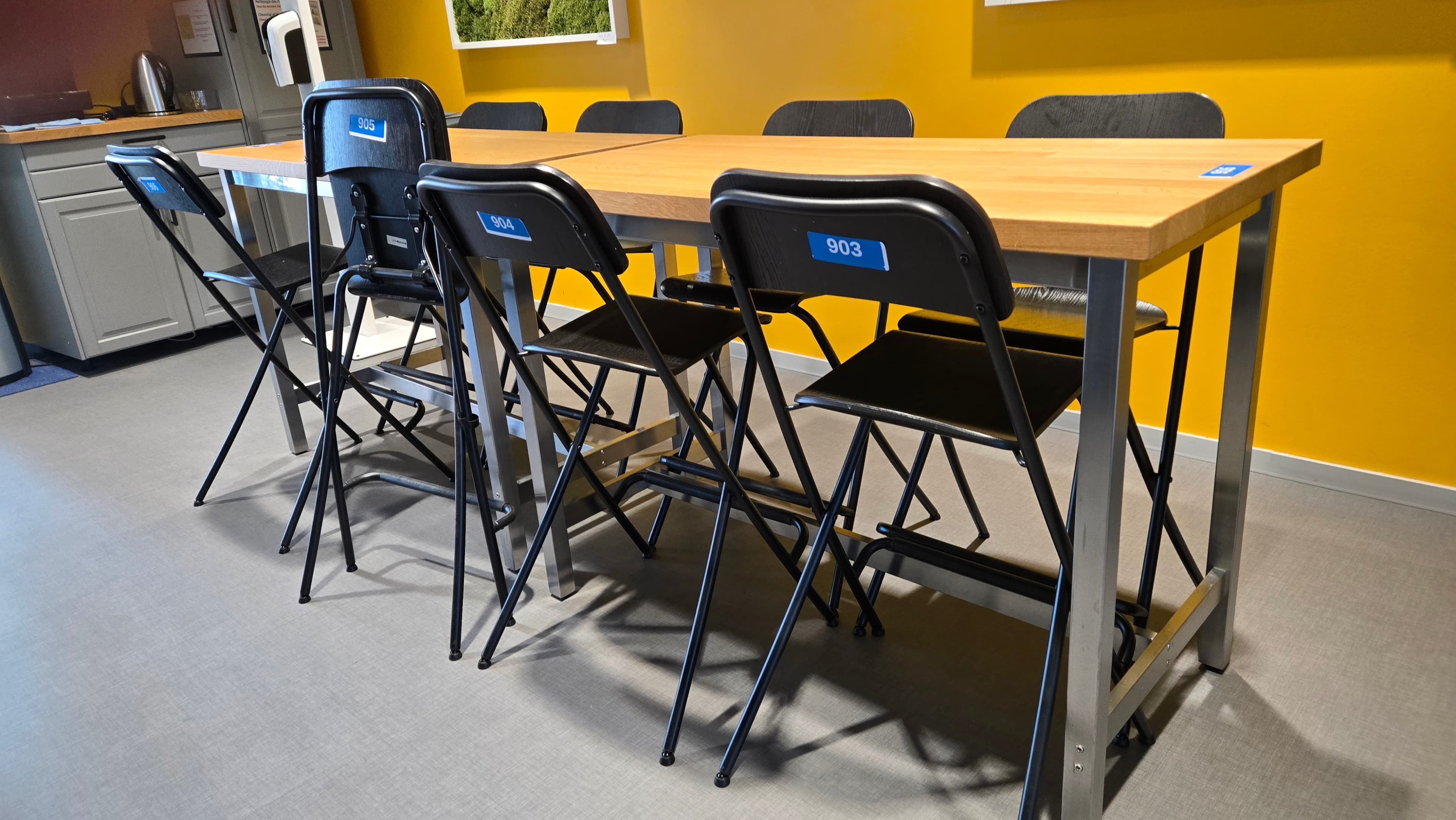 Ensemble pour espace de pause ou cafétéria — imagen 2