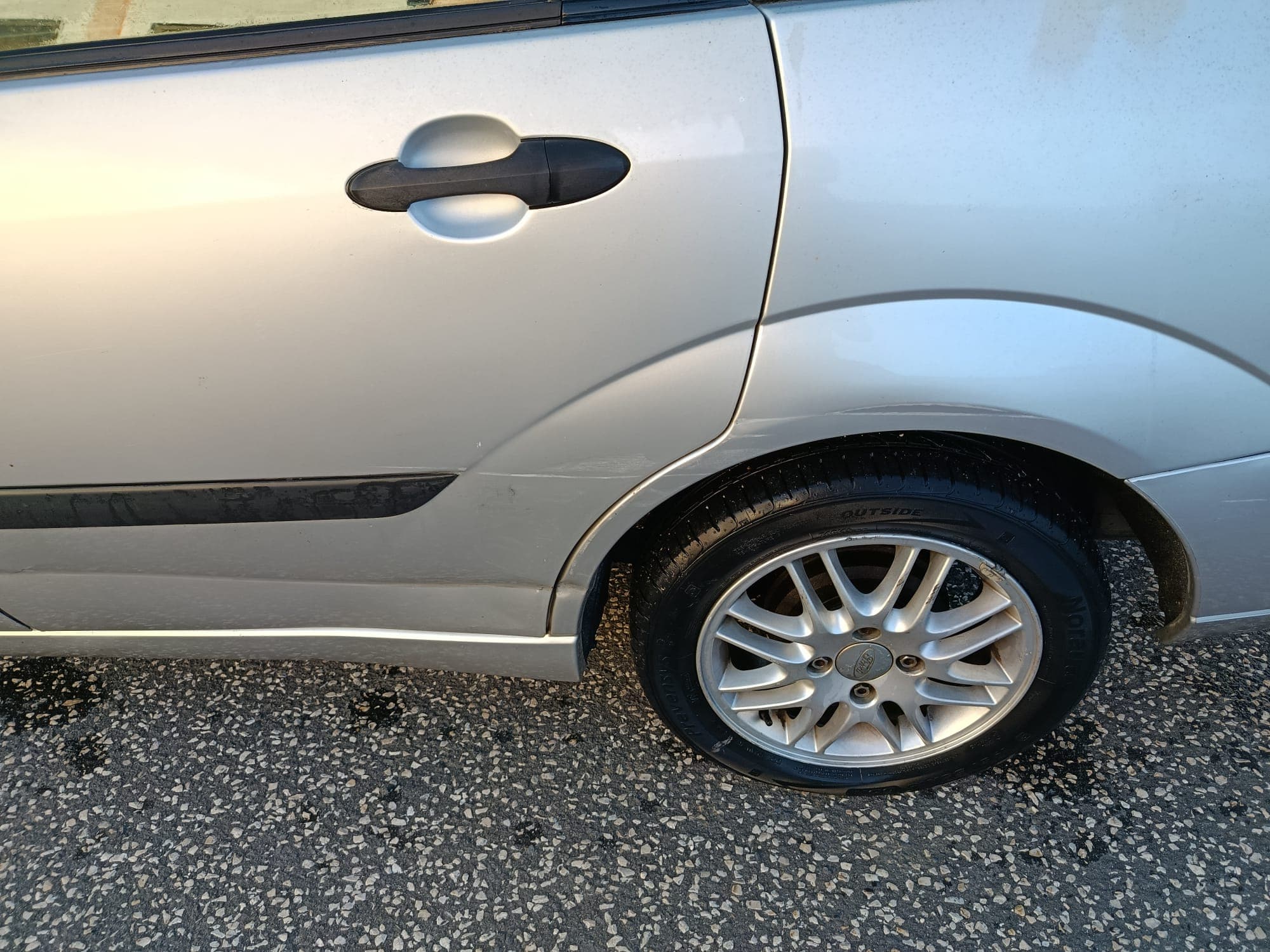 Ford Focus · Ano 2002 — image 12