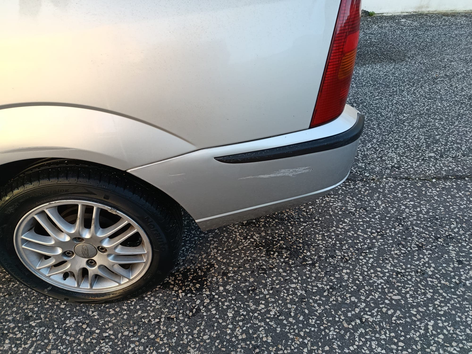 Ford Focus · Ano 2002 — image 14