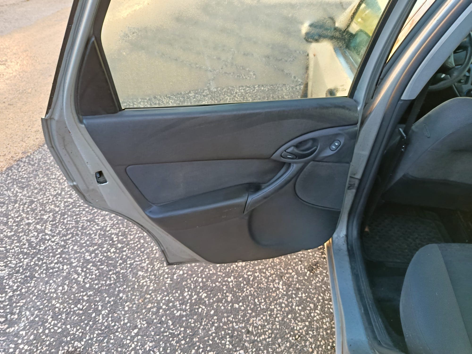 Ford Focus · Ano 2002 — image 22