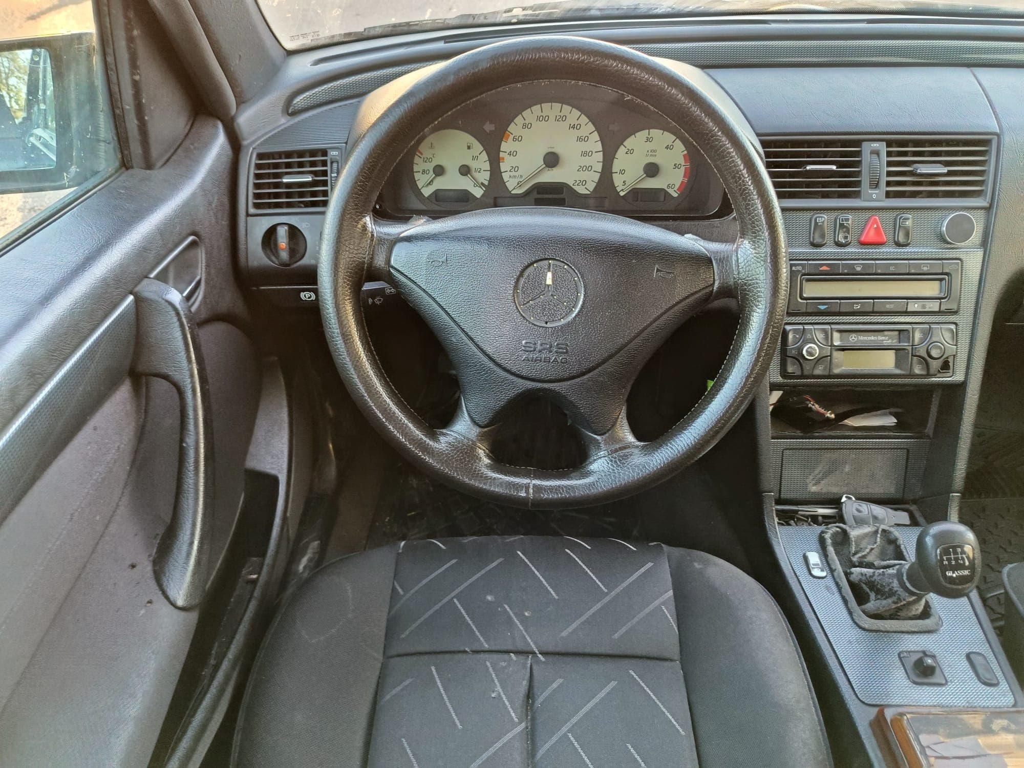 Mercedes-Benz C220 CDI · Ano 2000 — imagem 14