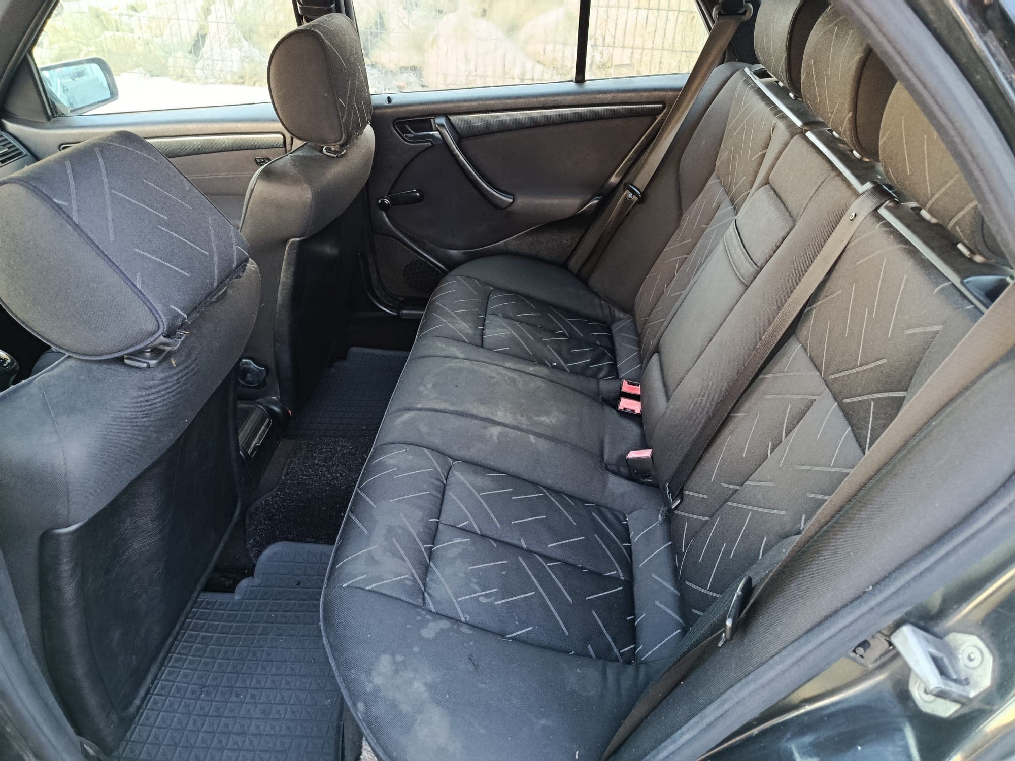 Mercedes-Benz C220 CDI · Ano 2000 — imagem 11