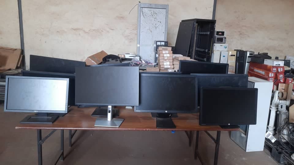 IT Components and Support Devices — imagem 6
