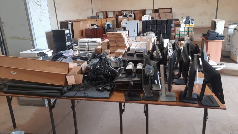 IT Components and Support Devices — imagem 2