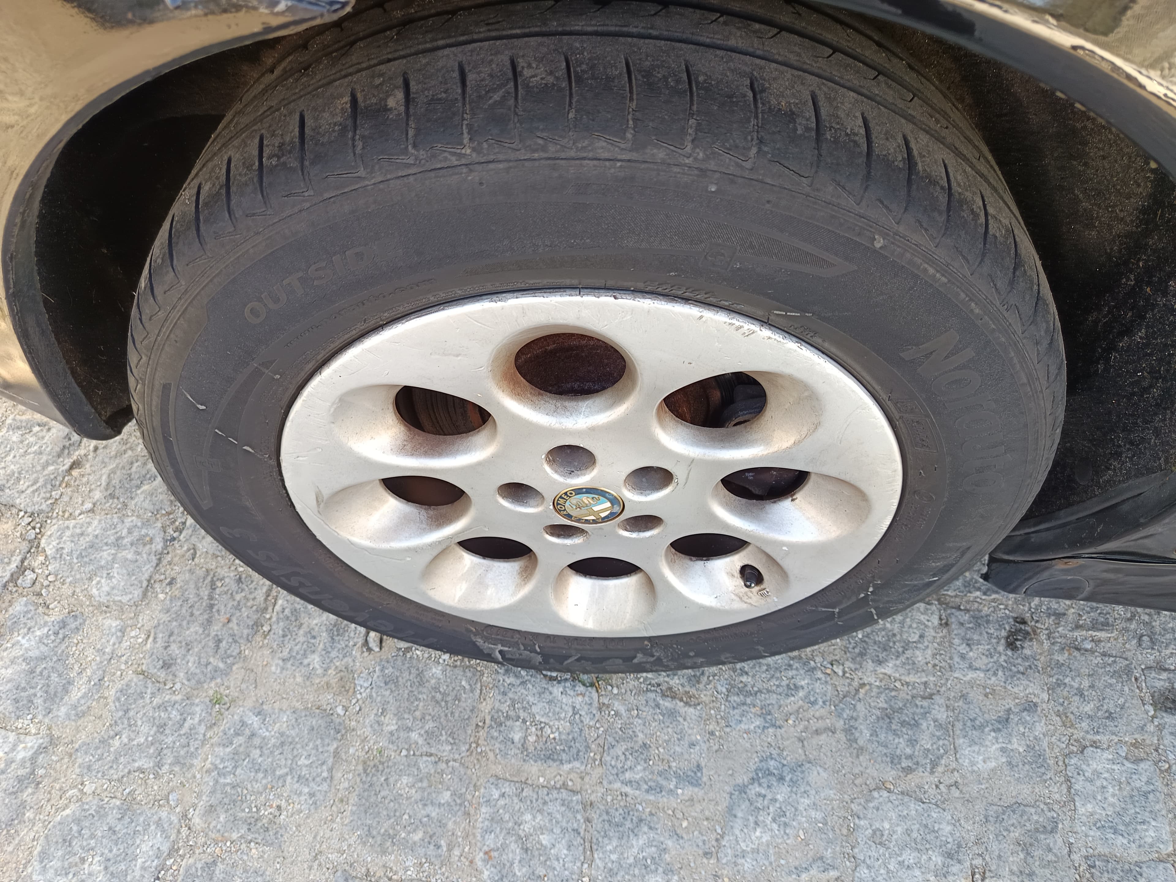 Alfa Romeo 1.9 JTD · Ano 2002 — imagen 9