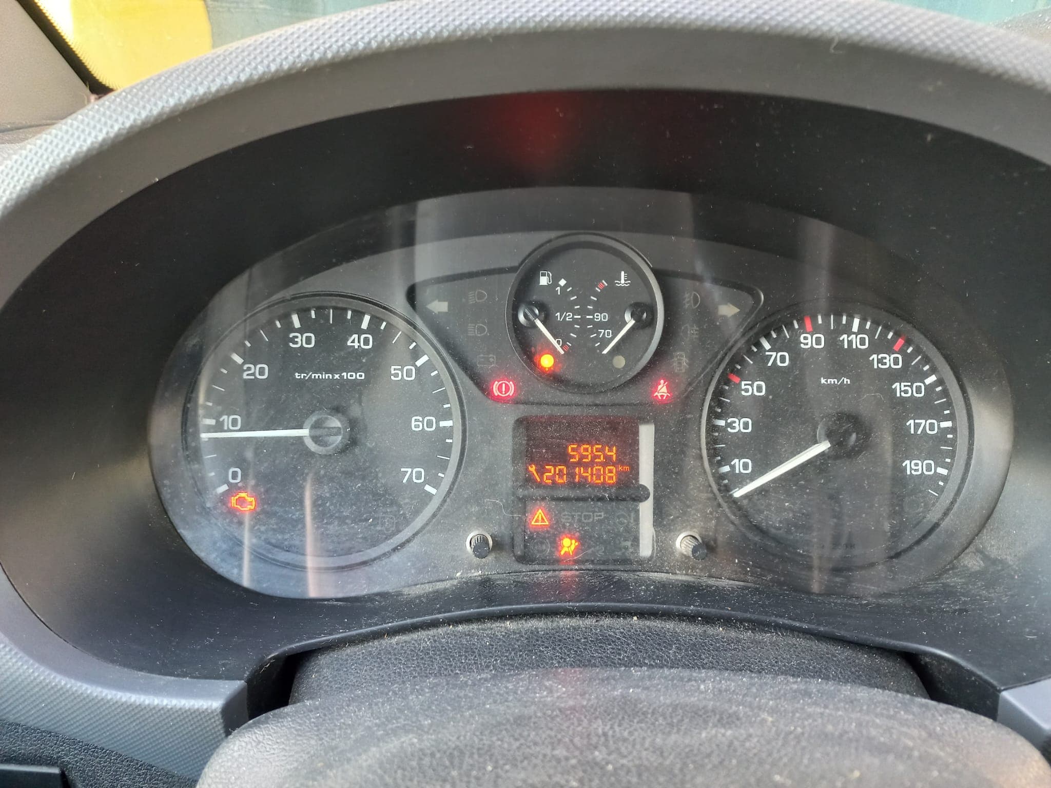 Citroën Berlingo · Ano 2016 — image 21