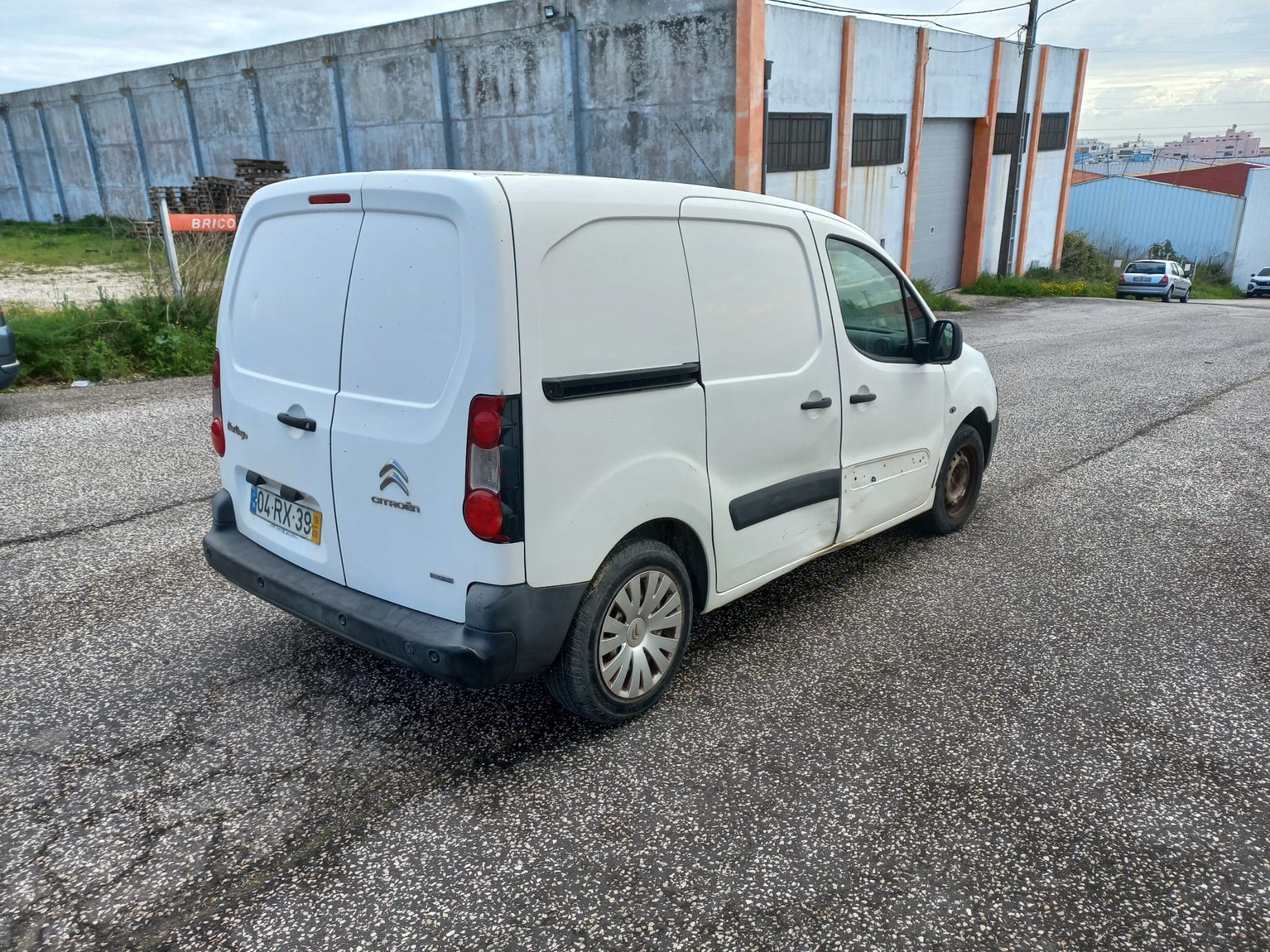 Citroën Berlingo · Ano 2016 — image 6