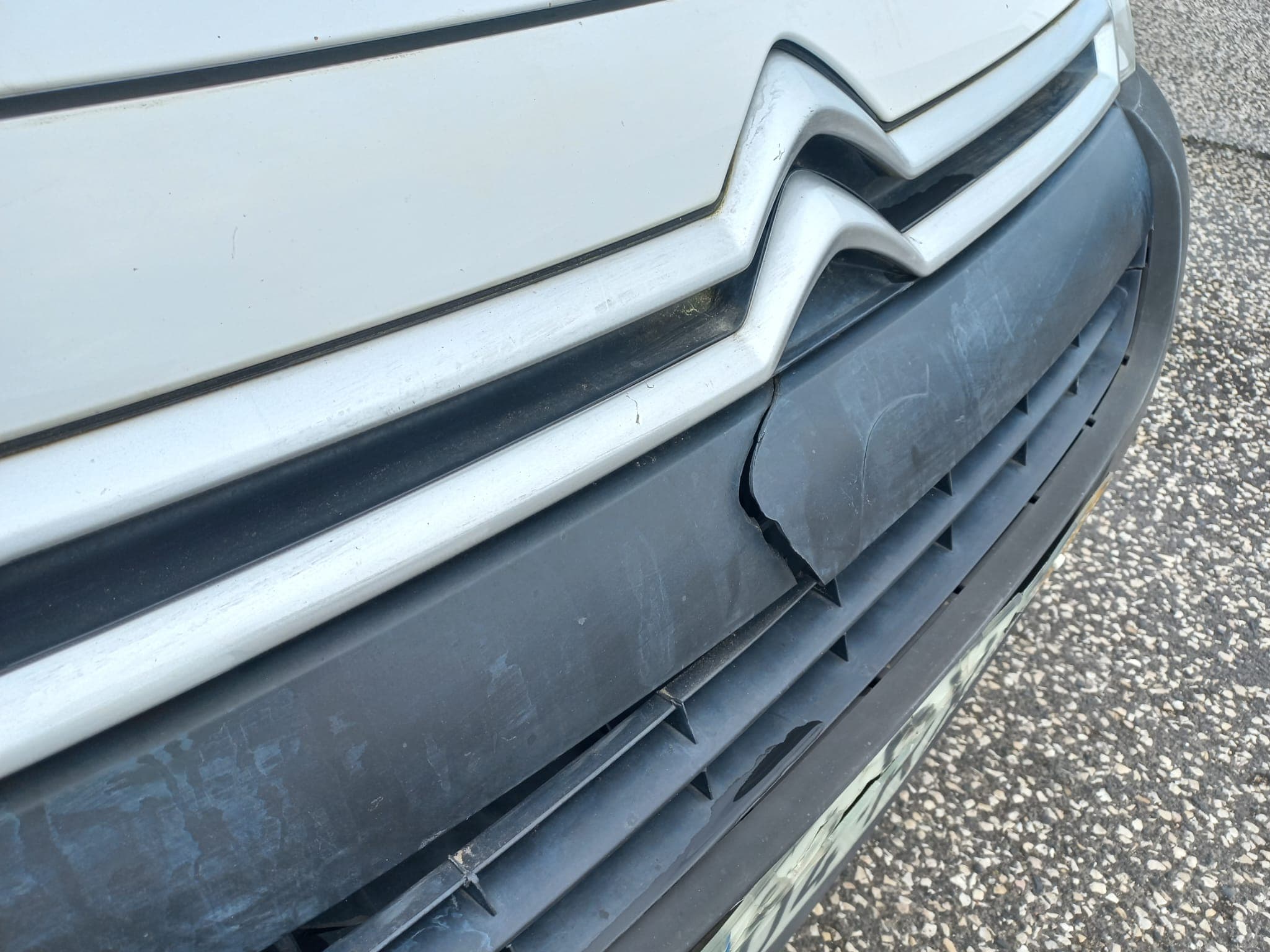 Citroën Berlingo · Ano 2016 — image 12
