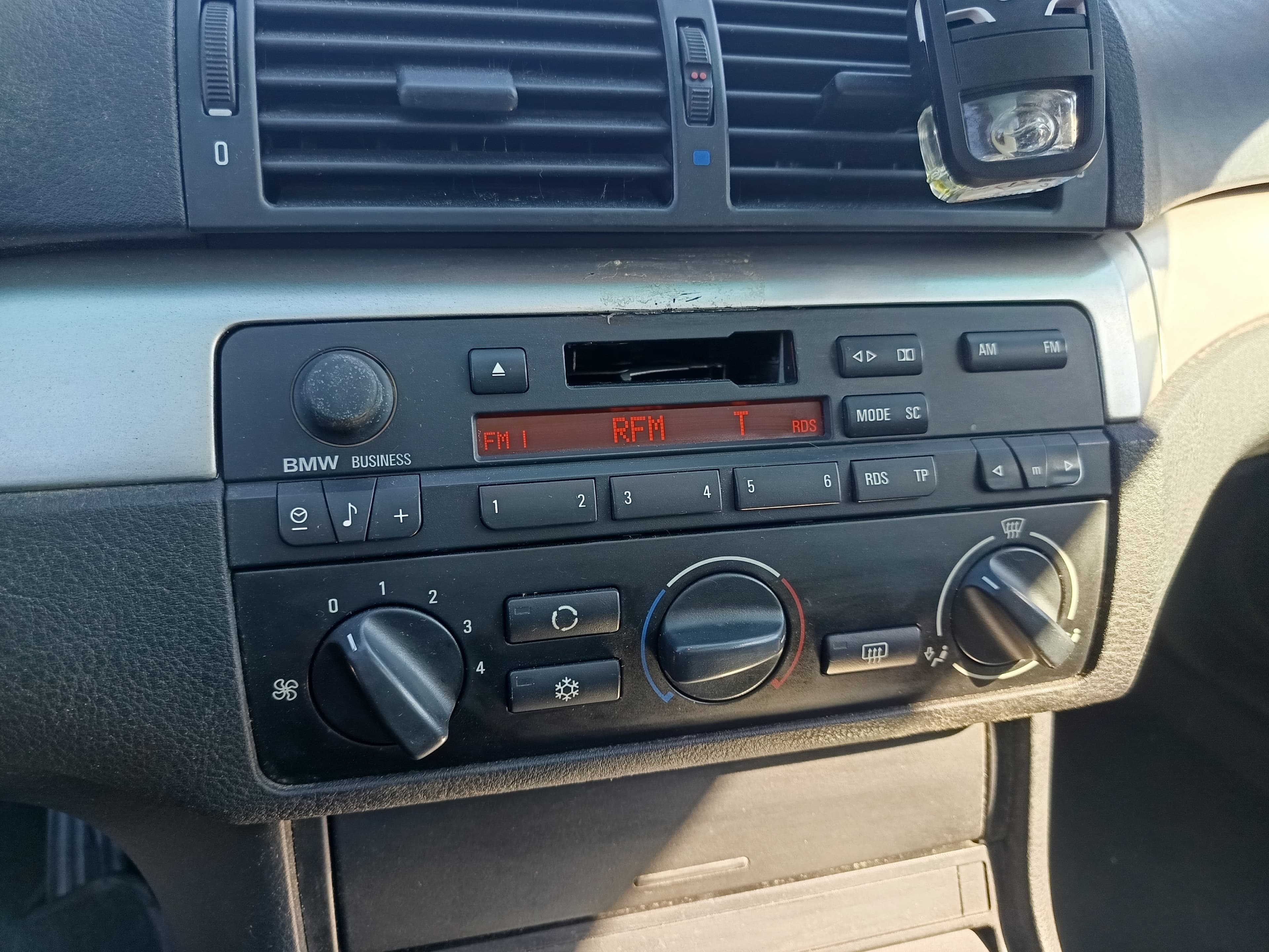 BMW 320d · Ano 2000 — imagen 39