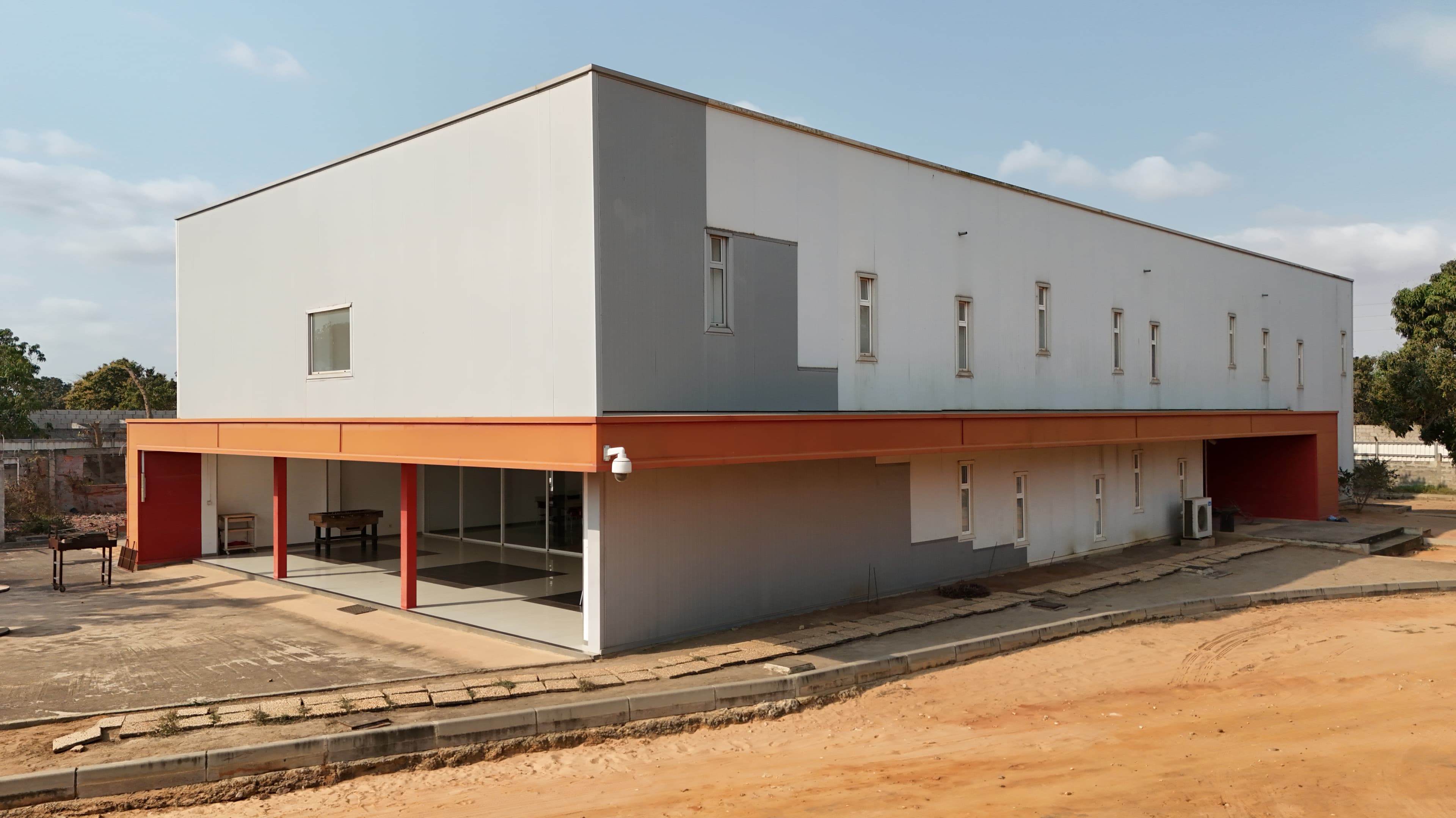 Kikuxi | Estaleiro Industrial com Infraestruturas Residenciais e Operacionais — imagen 5