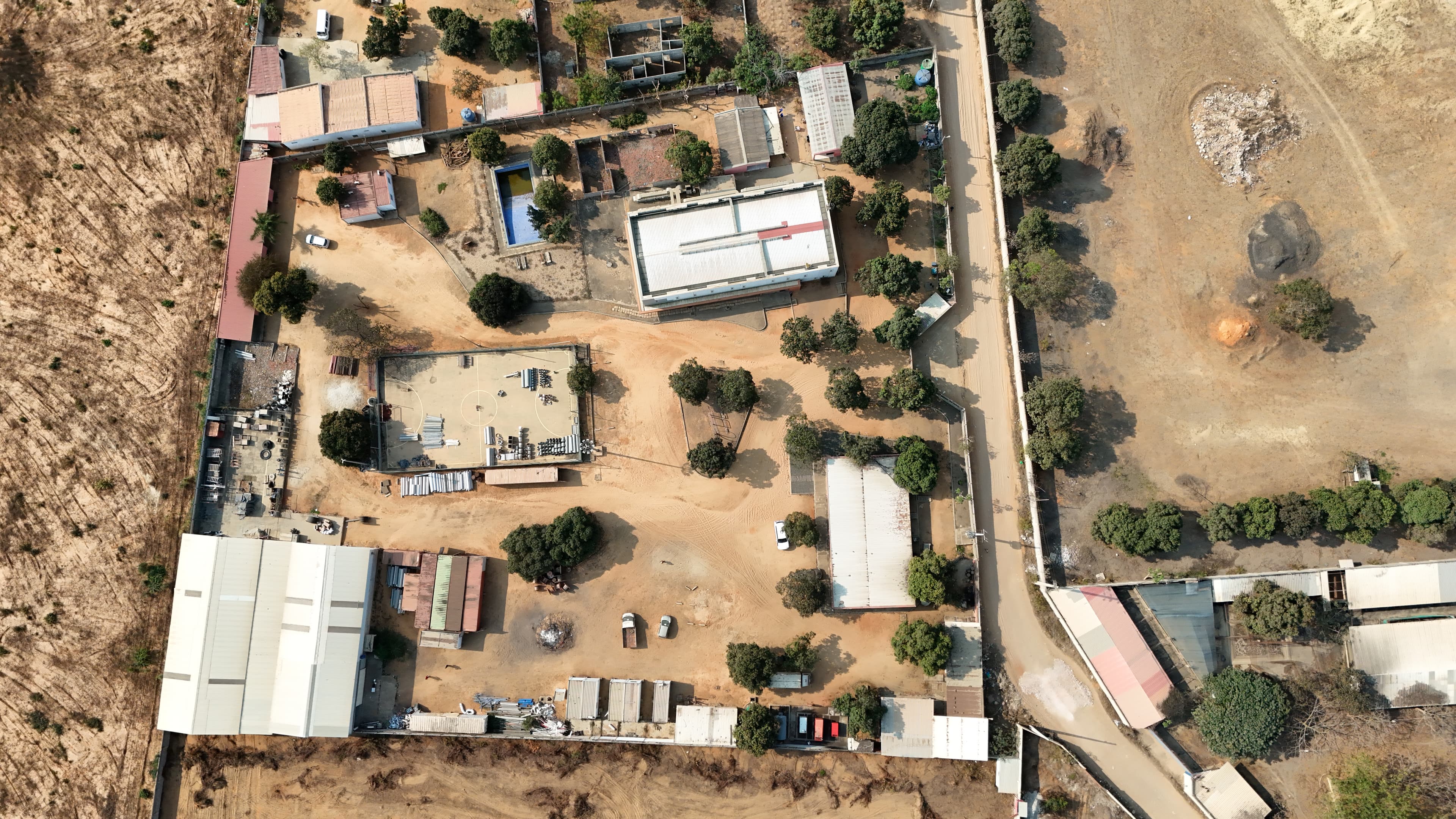 Kikuxi | Estaleiro Industrial com Infraestruturas Residenciais e Operacionais — imagen 2