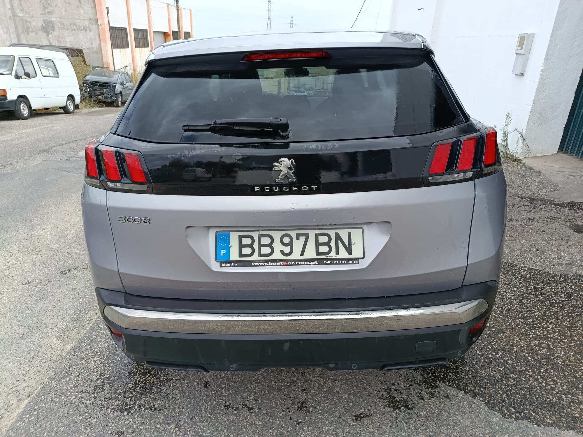 Peugeot 3008 1.5 Blue HDI · Ano 2019 — imagem 8