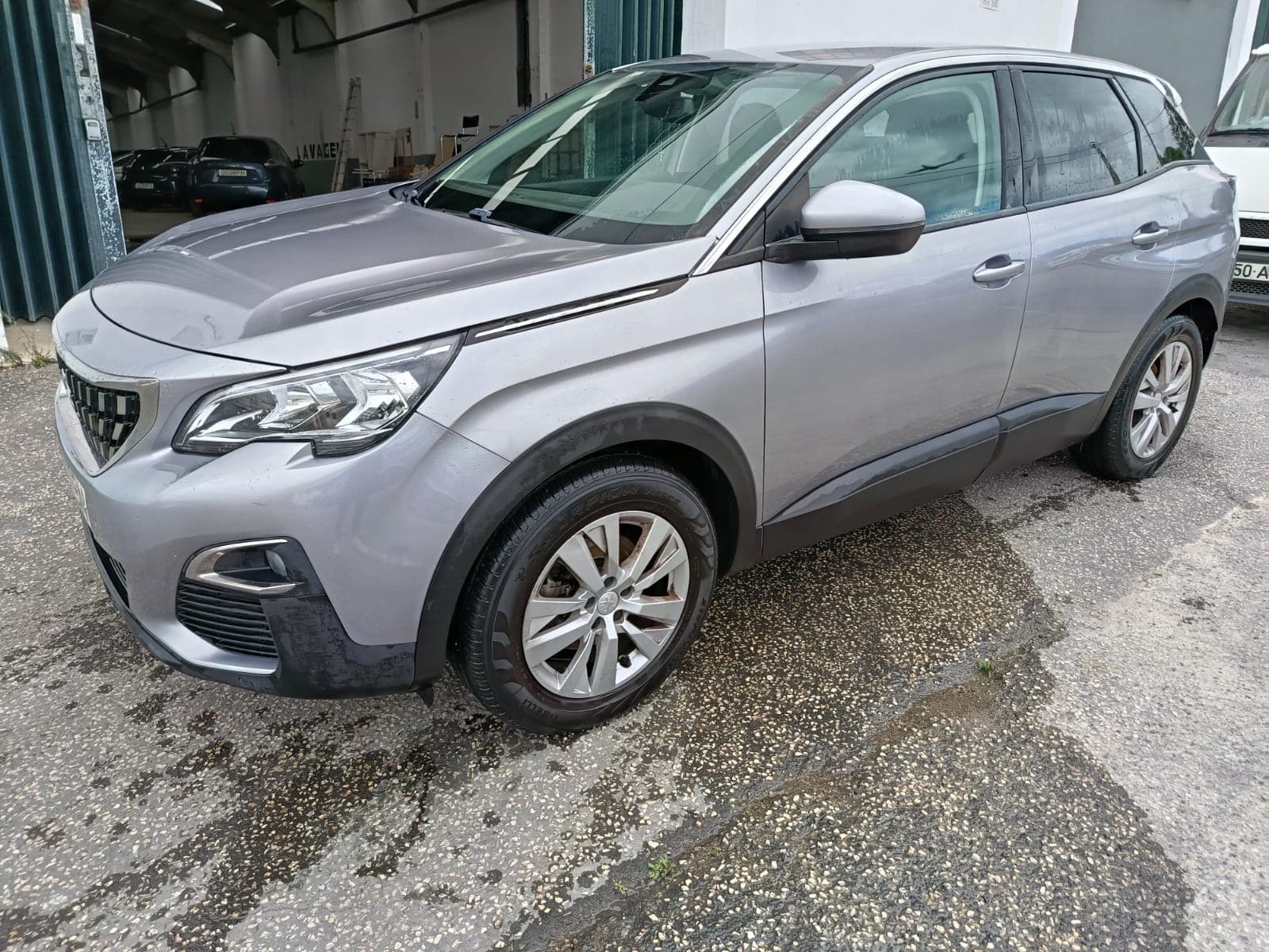 Peugeot 3008 1.5 Blue HDI · Ano 2019 — imagem 3