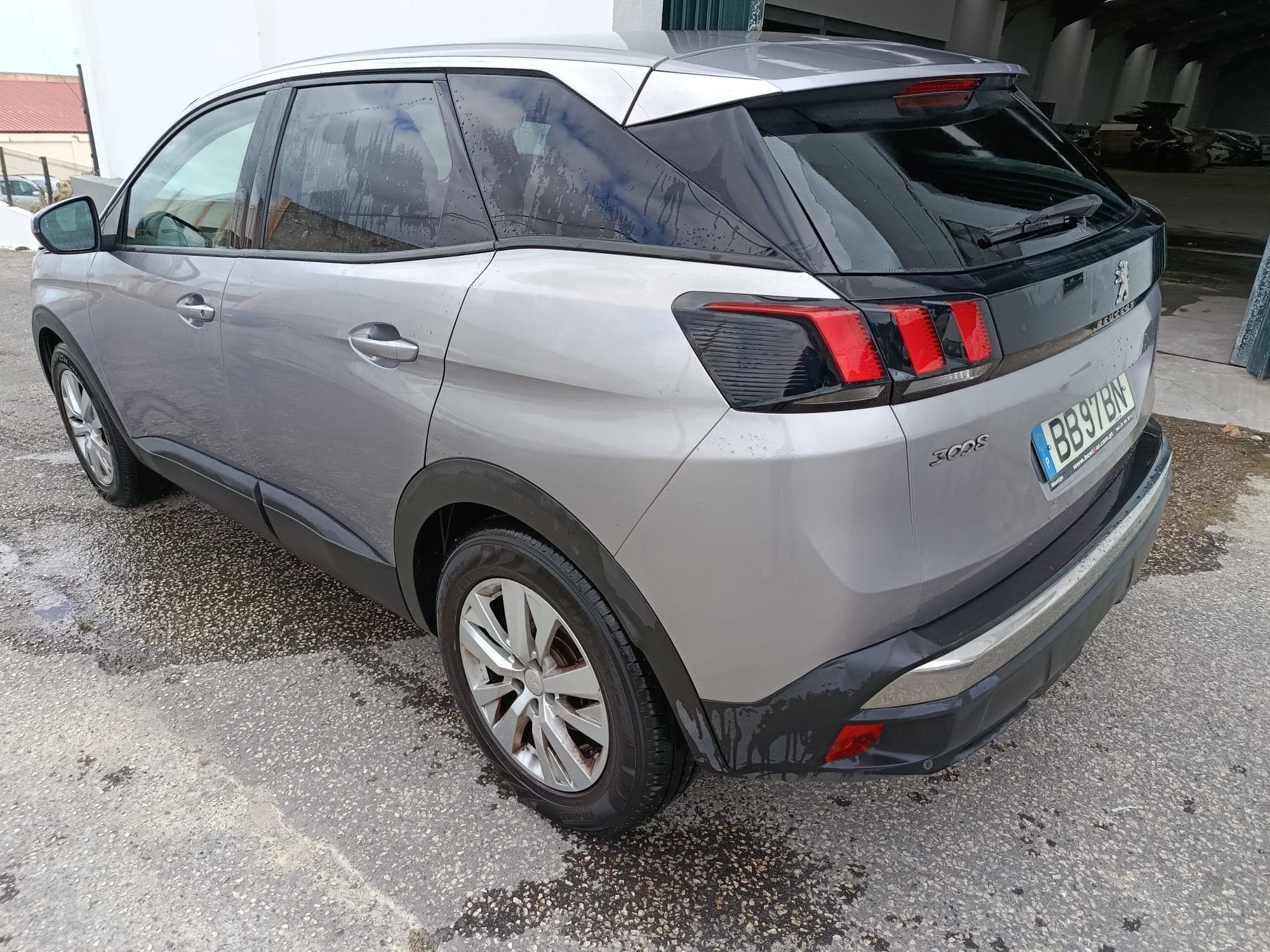 Peugeot 3008 1.5 Blue HDI · Ano 2019 — imagem 6