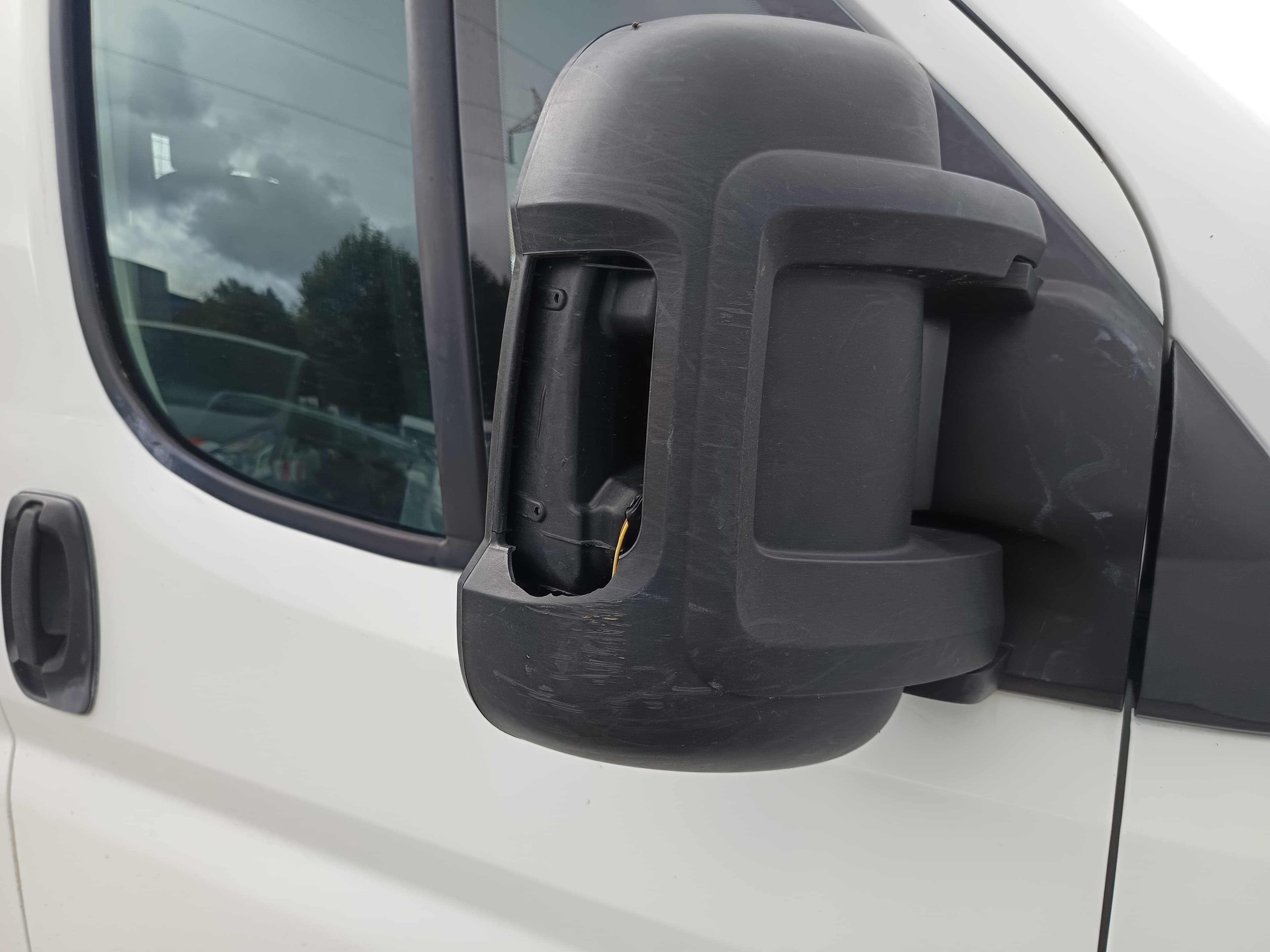 Peugeot Boxer · Ano 2014 — image 8