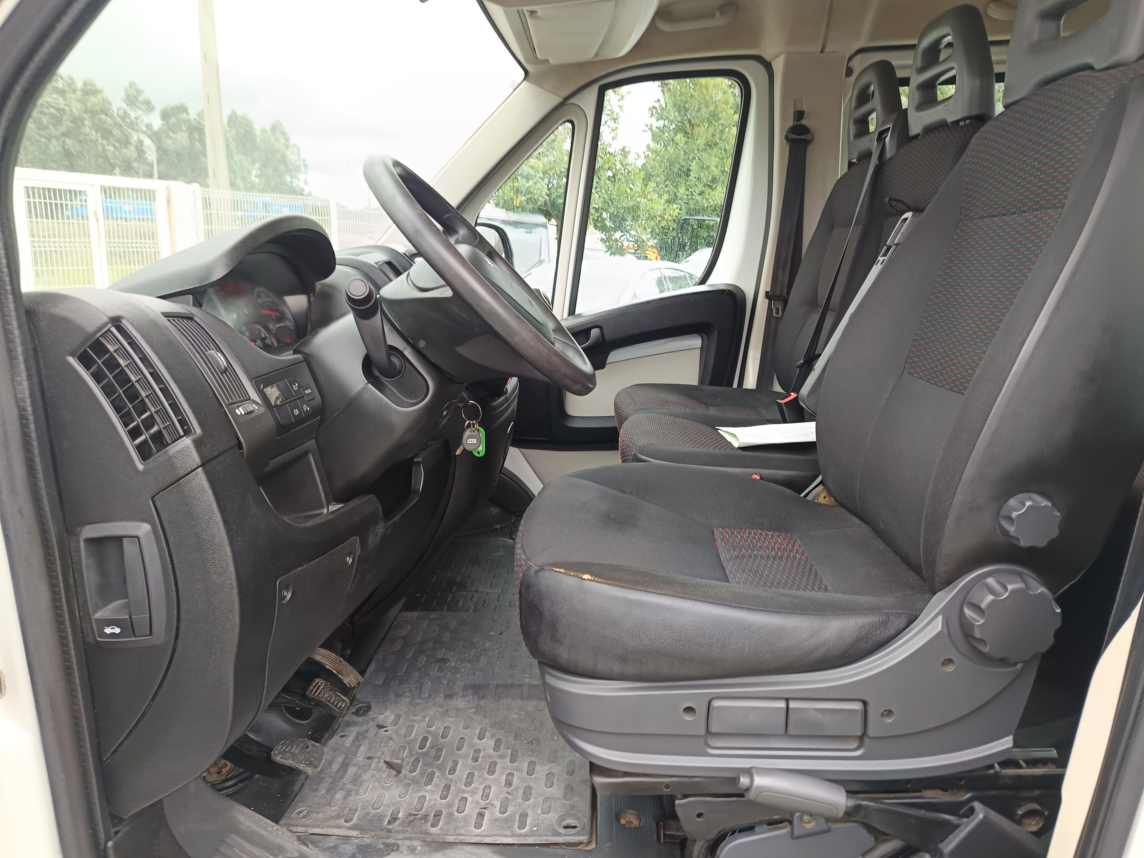 Peugeot Boxer · Ano 2014 — image 25