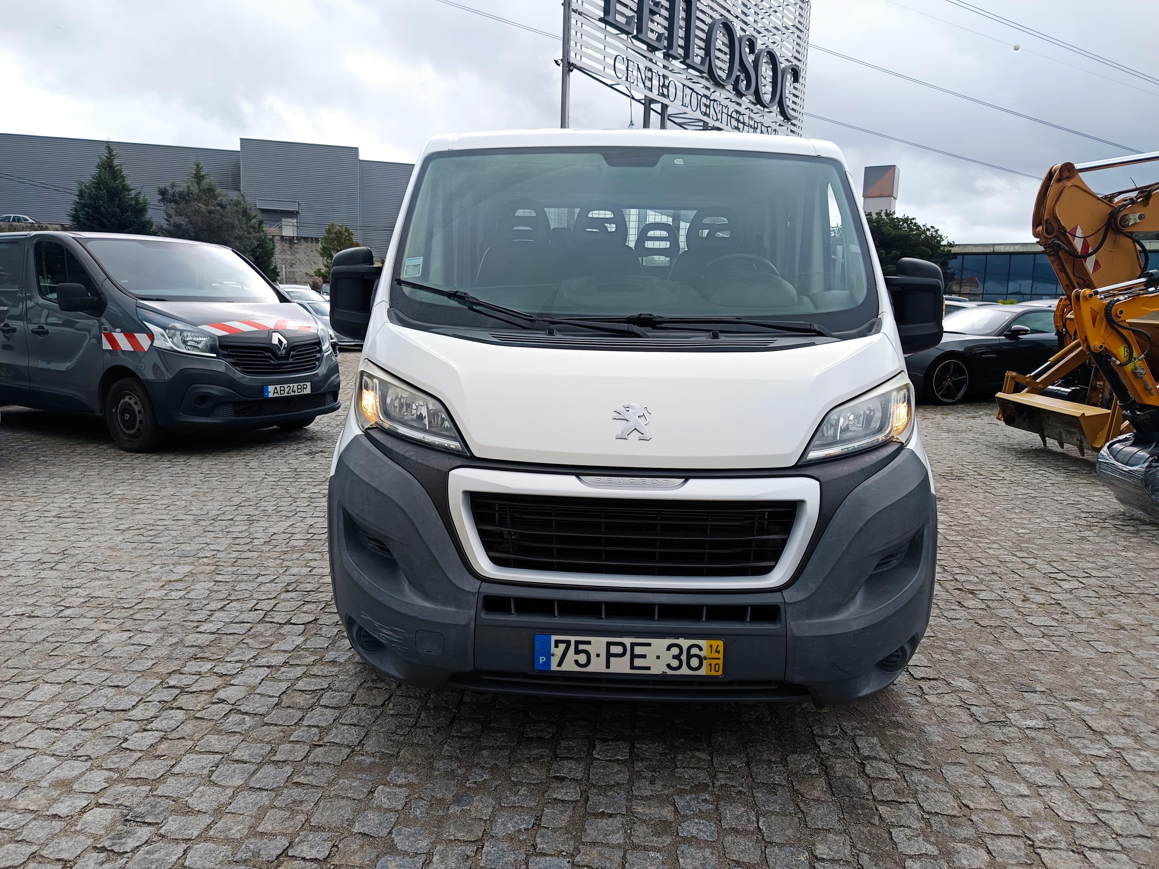 Peugeot Boxer · Ano 2014 — image 2